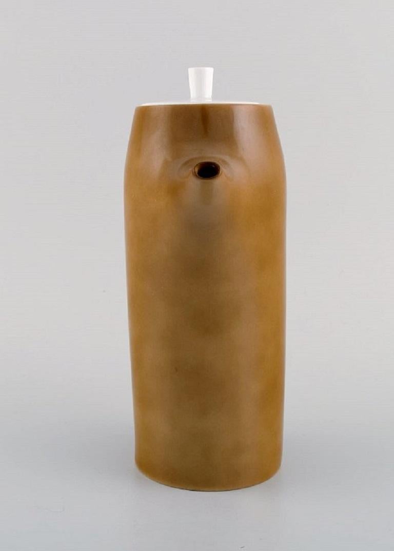 Kenji Fujita für Tackett Associates, Modernistische Kaffeekanne aus Porzellan (Glasiert) im Angebot