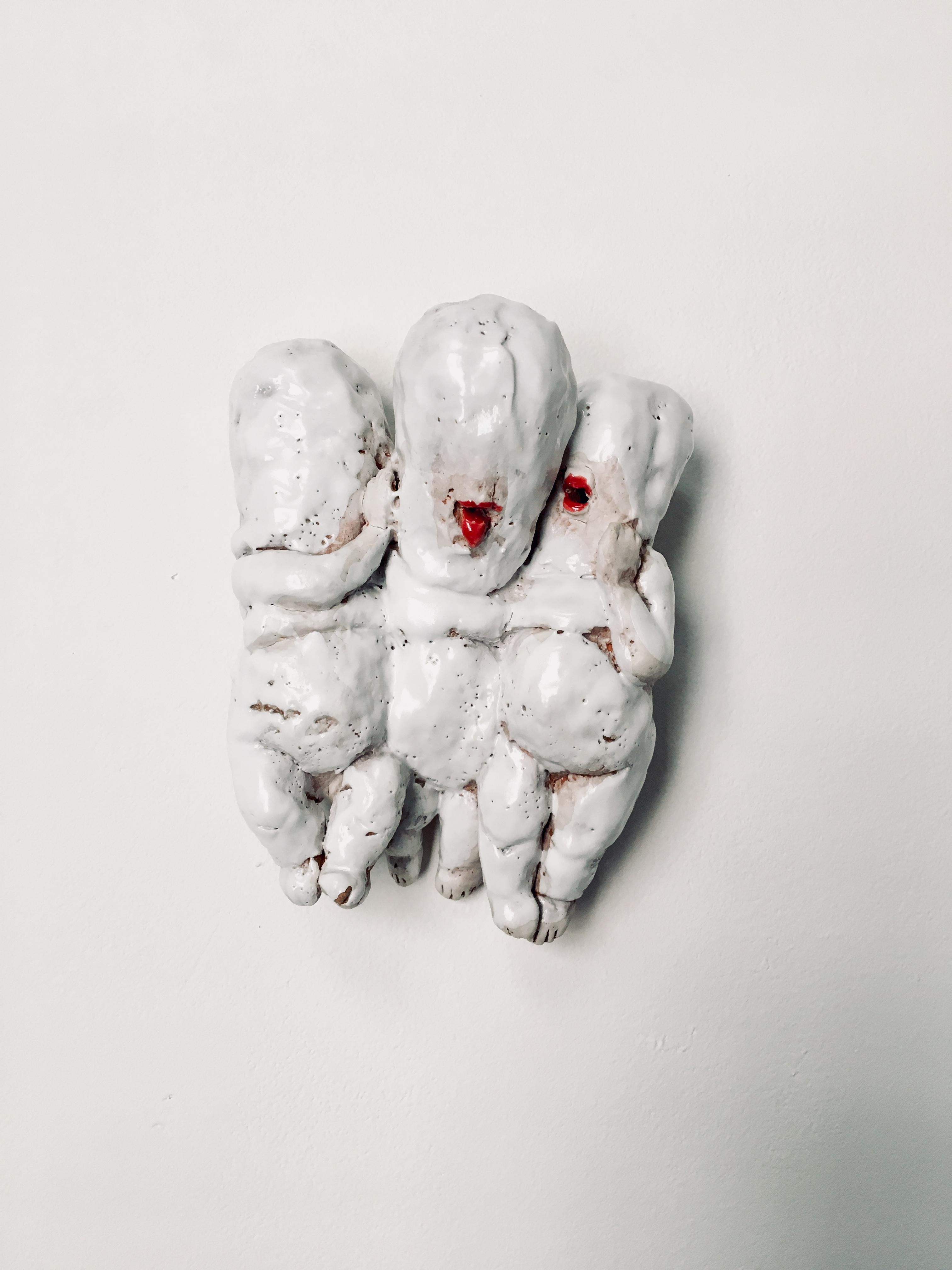 Ceramic wall hanging of 3 Infants: 