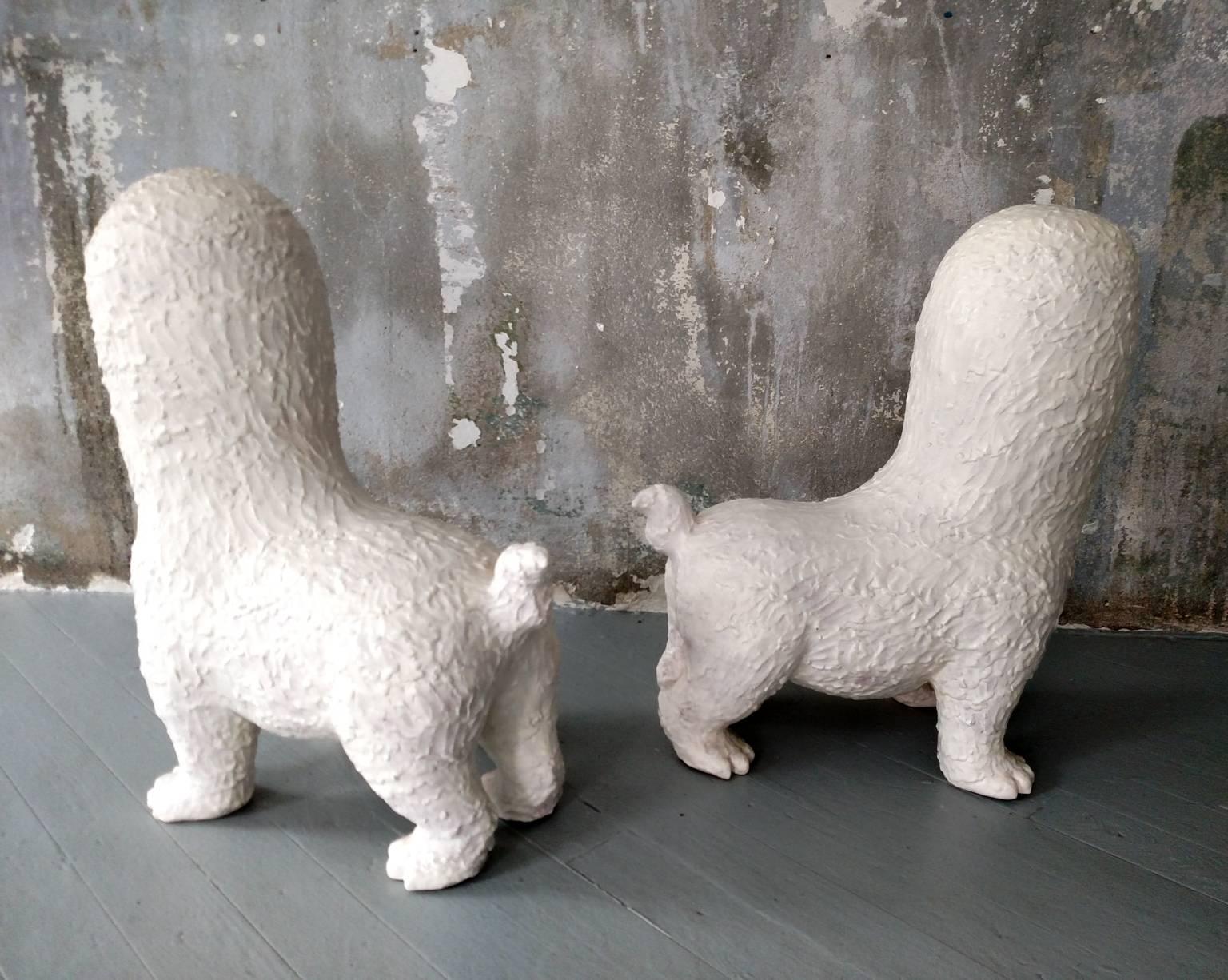 Grands chiens de chasseurs Foo : chiens gardiens sans visage - Contemporain Sculpture par Kenjiro Kitade