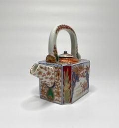 Kenjo Imari Ewer & Cover, Arita, Japan, circa 1700, Genroku Period