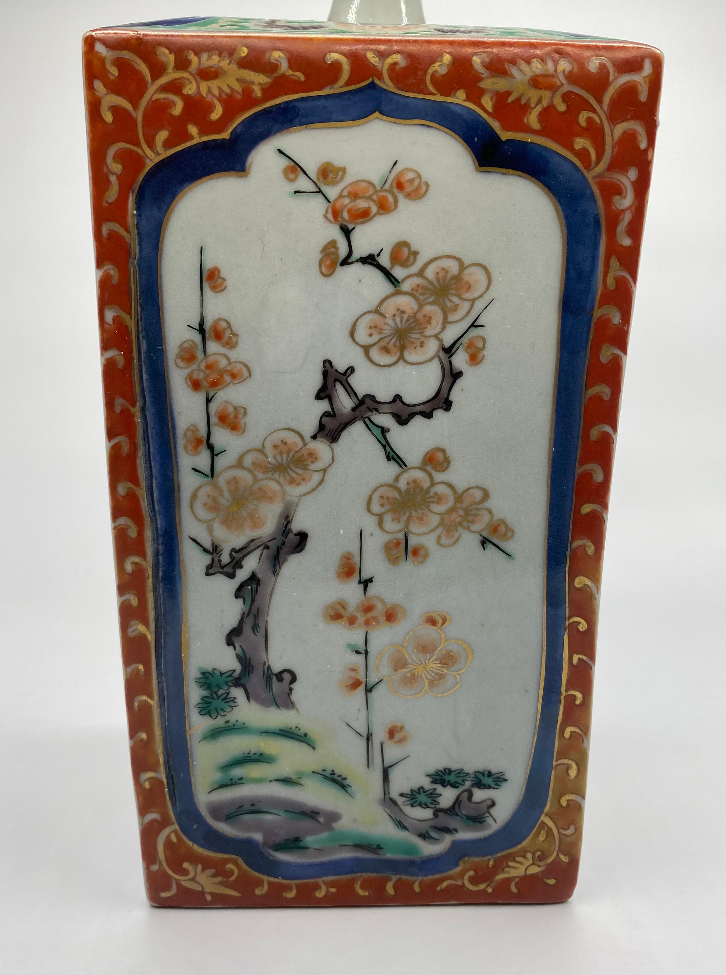 Porcelain Kenjo Imari Tokuri, Arita, Japan, circa 1700, Genroku Period For Sale