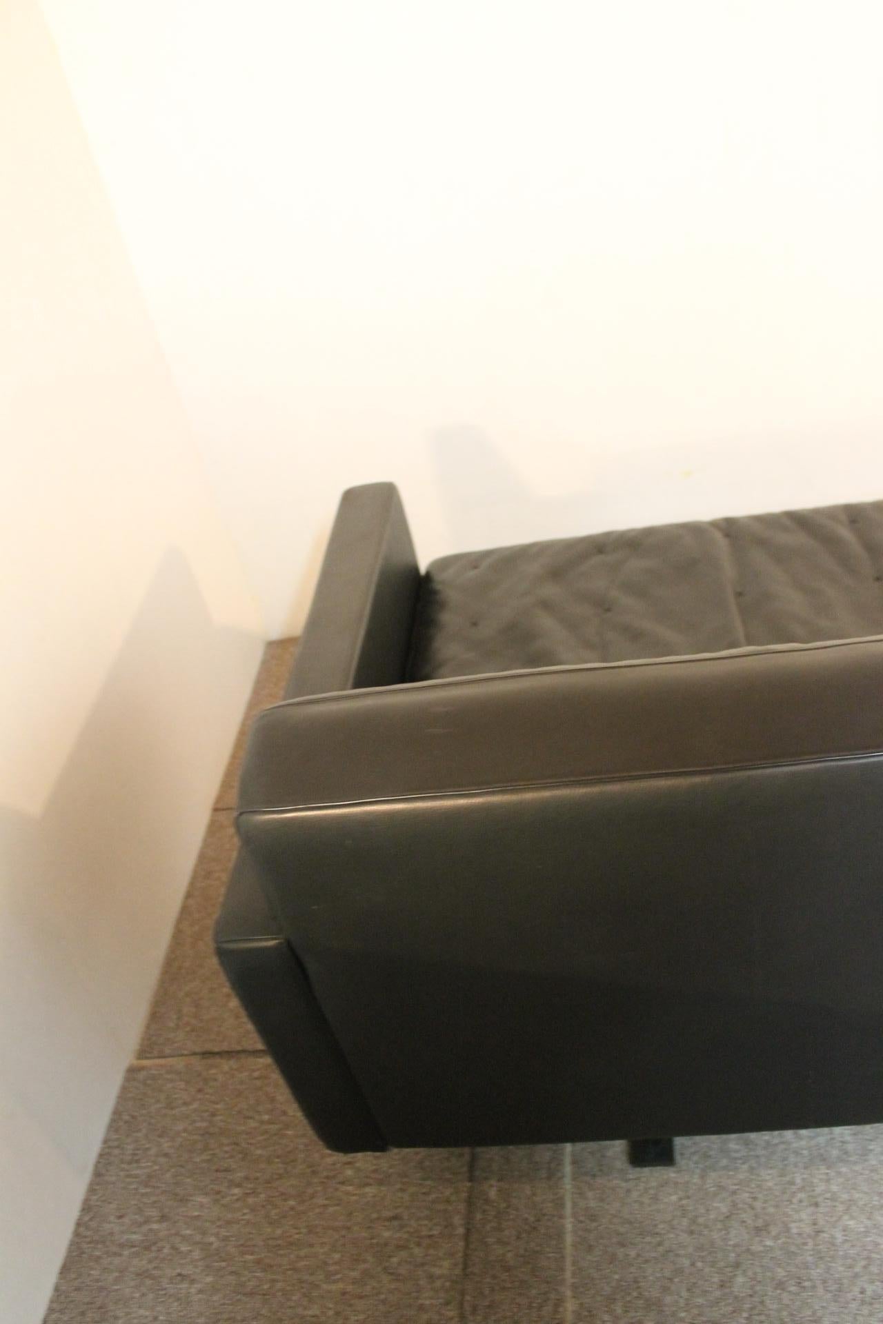 Kennedee Jr Sofa, Poltrona Frau , 20th Century 8