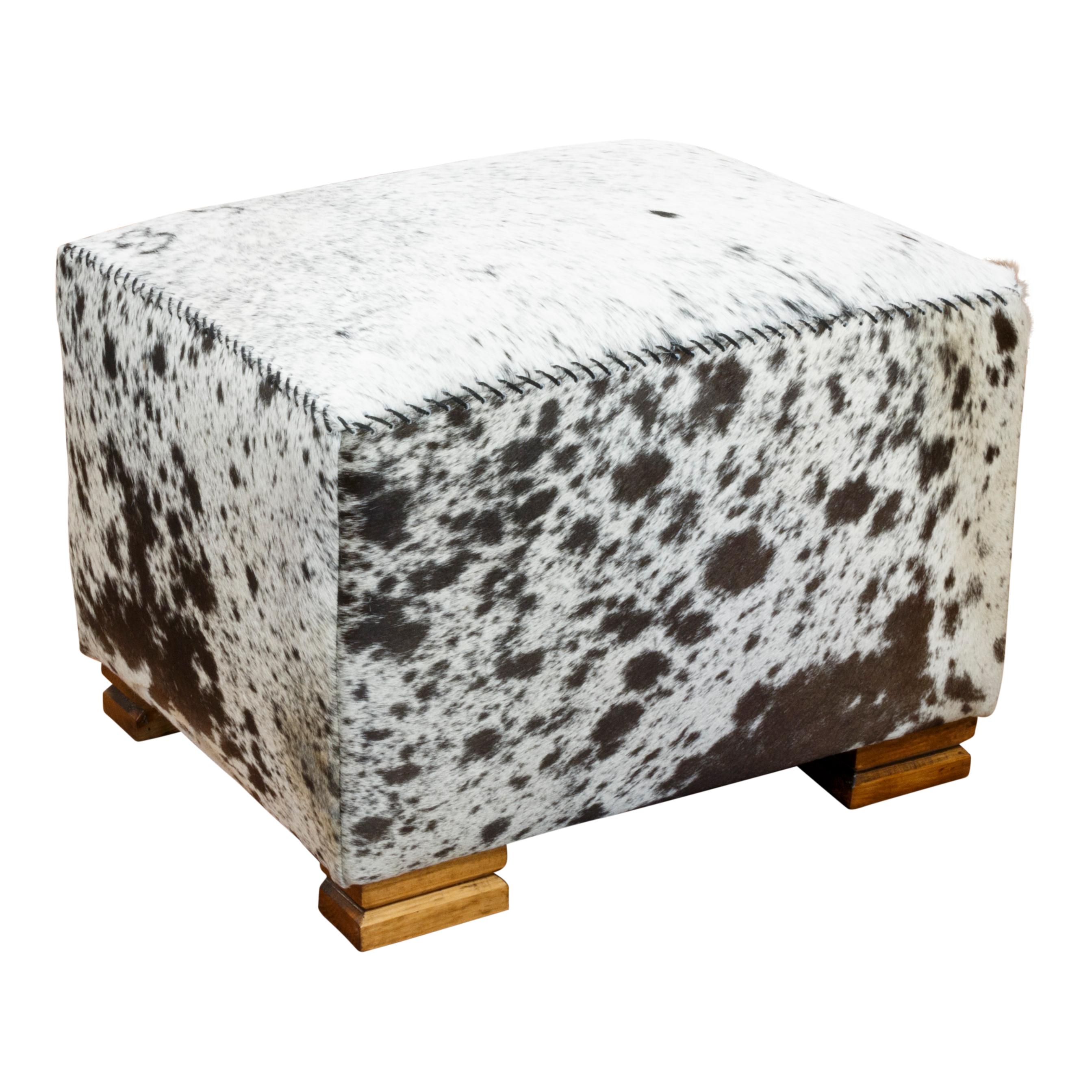 Cowhide Kennedy Collection Customizable Longhorn Armchair and Ottoman For Sale