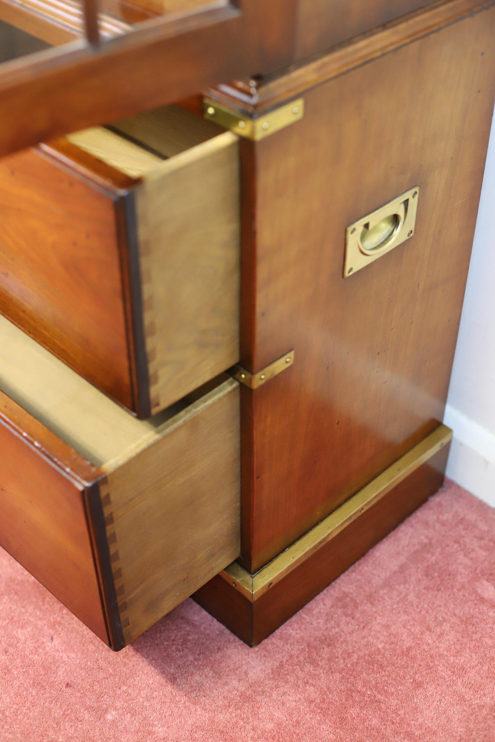 Kennedy Of Ipswich , Lovely Walnut And Brass Military Campaign Bookcase For Sale 4