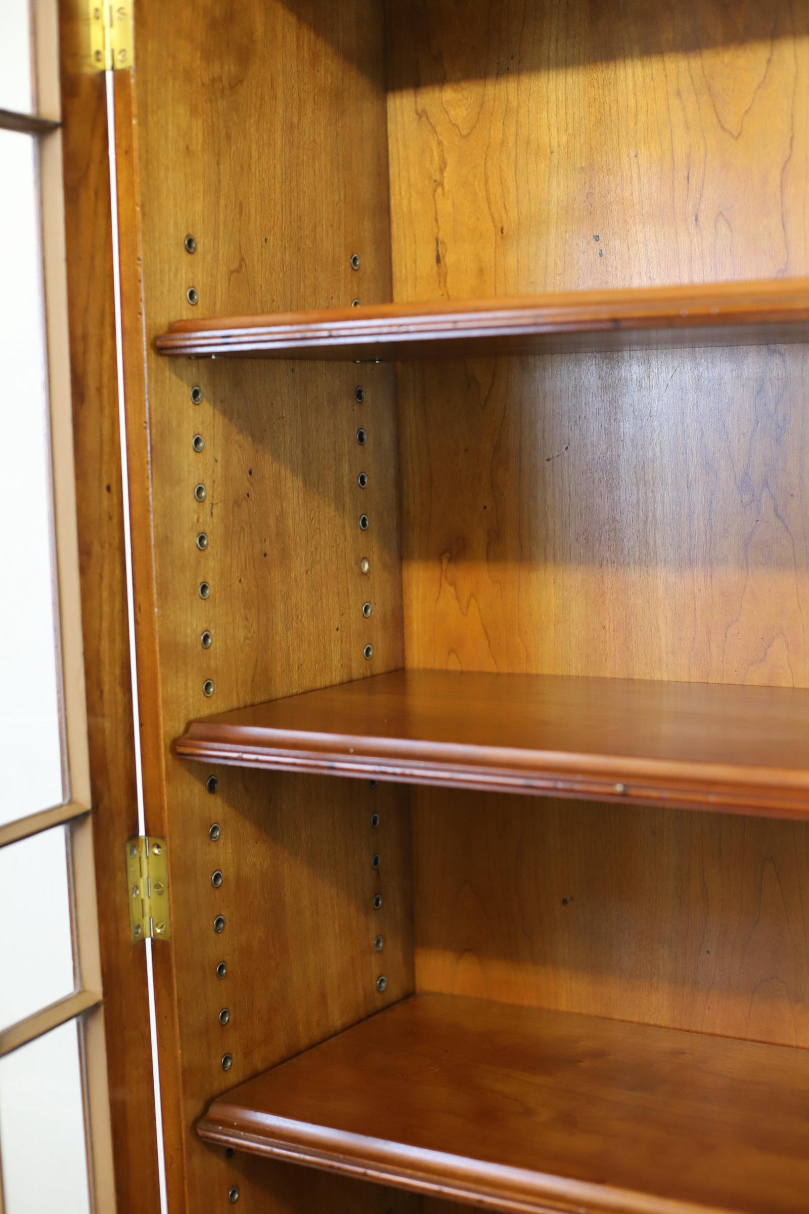 20th Century Kennedy Of Ipswich , Lovely Walnut And Brass Military Campaign Bookcase For Sale