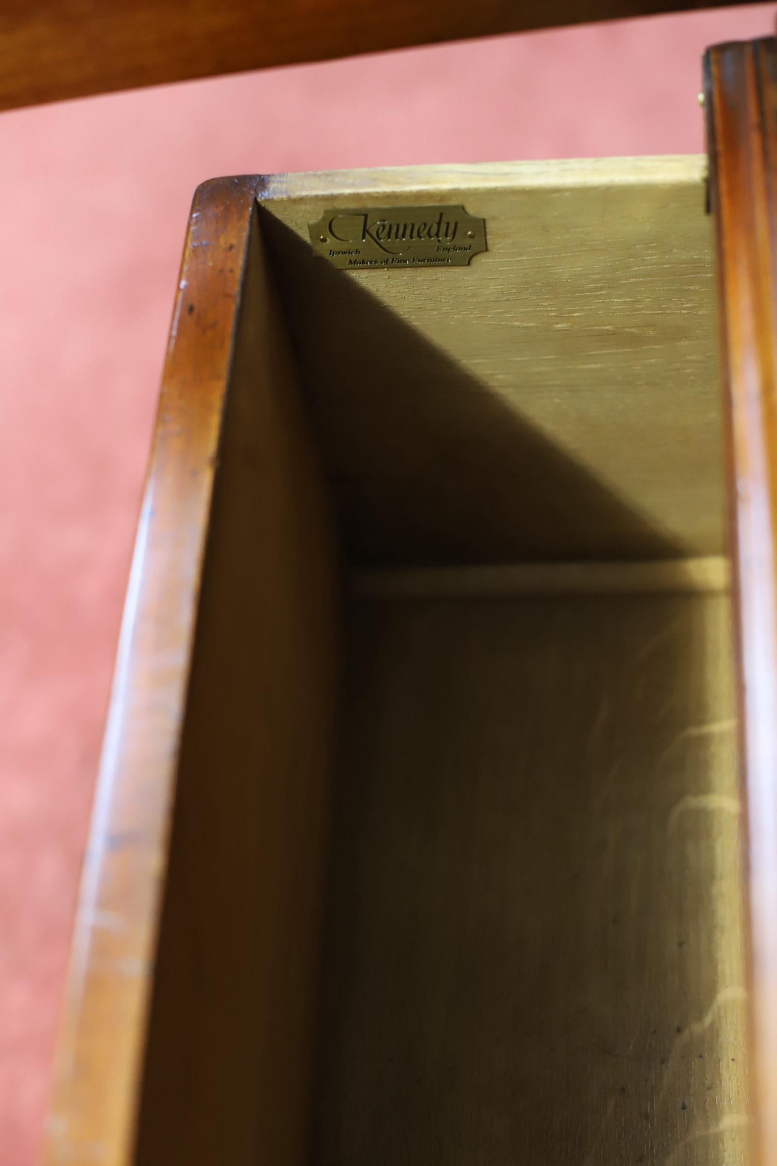 Kennedy Of Ipswich , Lovely Walnut And Brass Military Campaign Bookcase For Sale 3