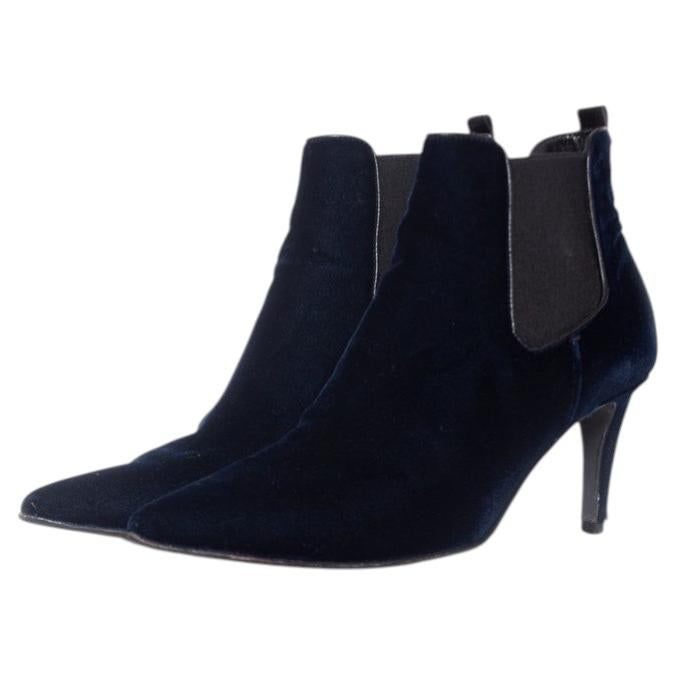 Kennel & Schmenger, velvet ankle boots in blue For Sale