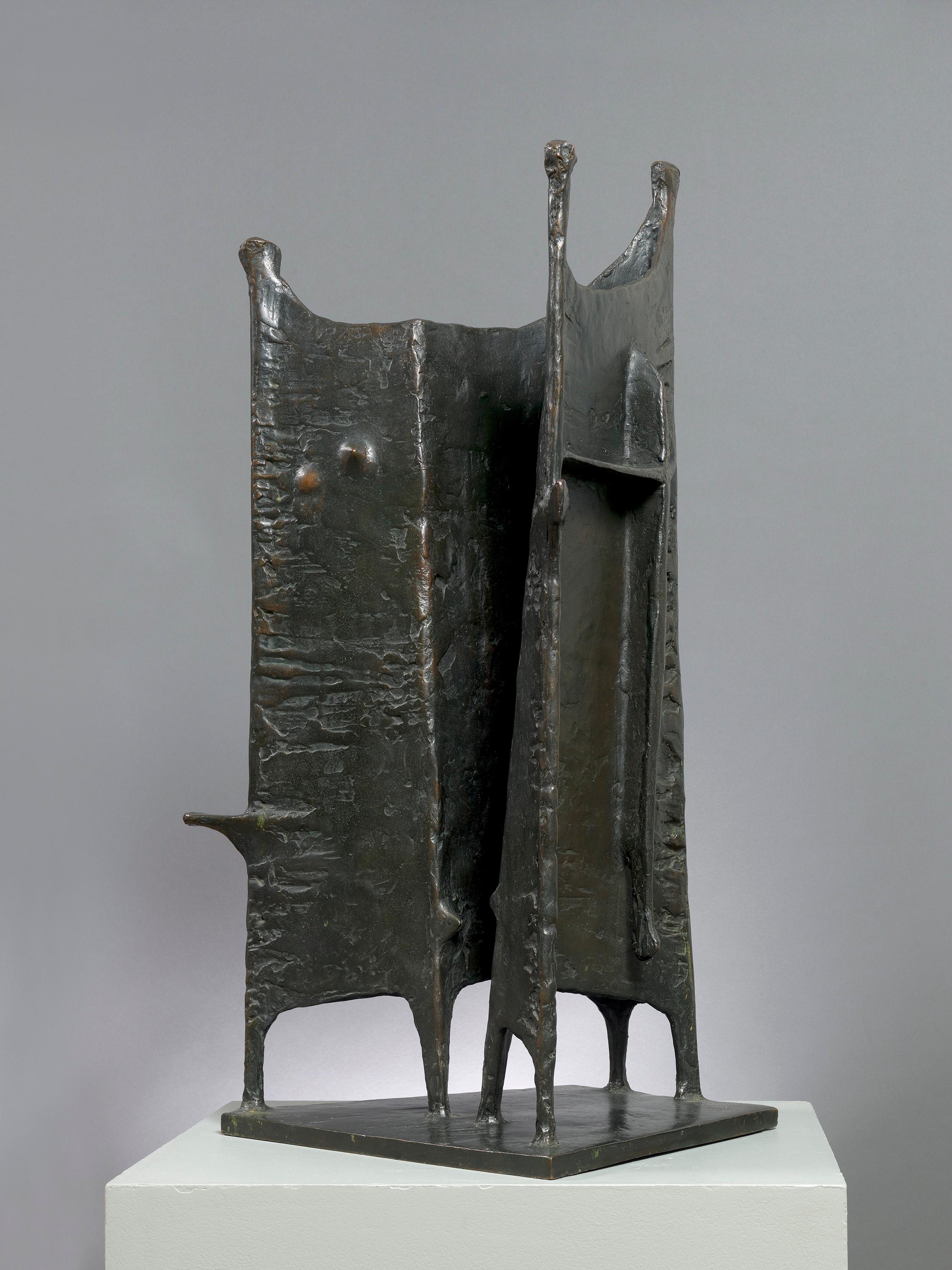 kenneth armitage sculpture