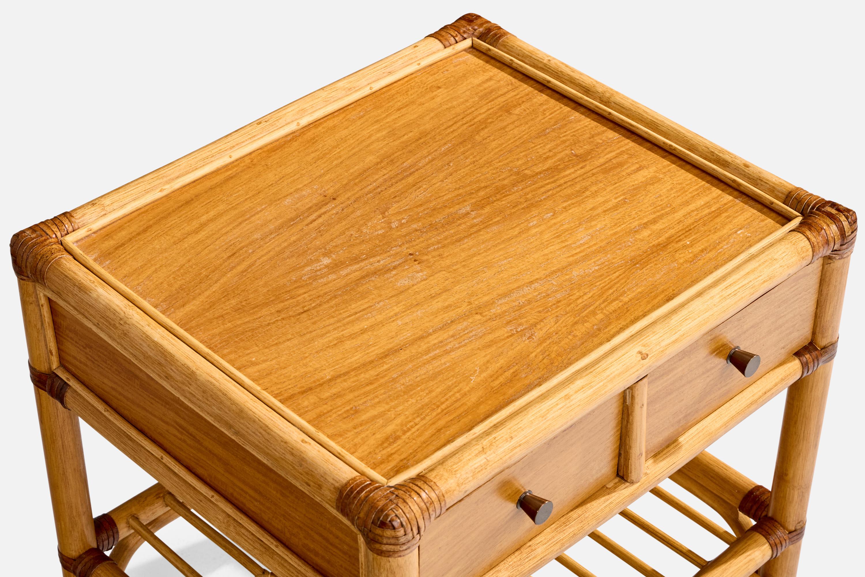 Ottone Kenneth Bergenblad, Comodini, bambù, legno, rattan, ottone, Svezia, 1976 in vendita