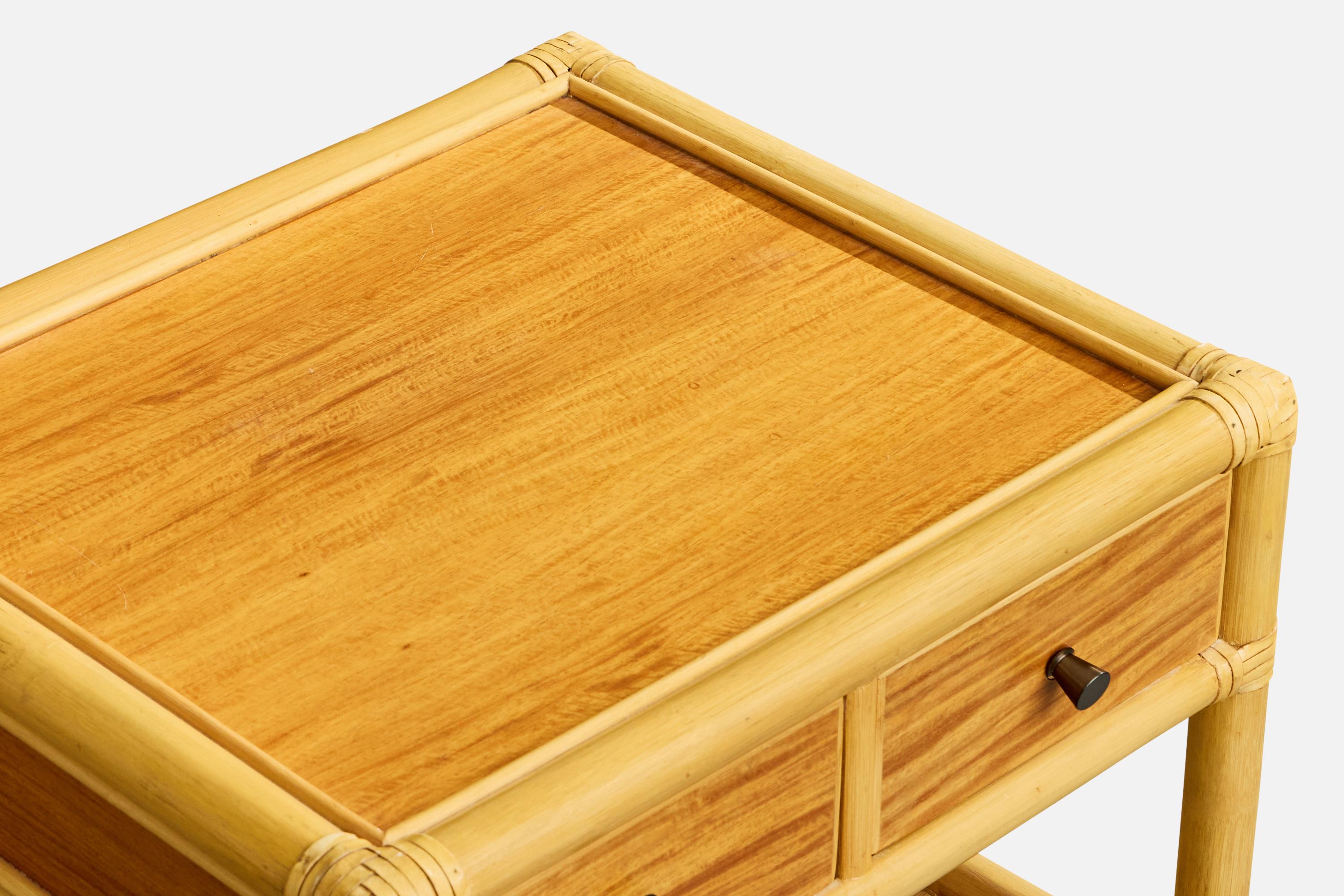 Ottone Kenneth Bergenblad, Comodini, bambù, legno, rattan, ottone, Svezia, 1976 in vendita