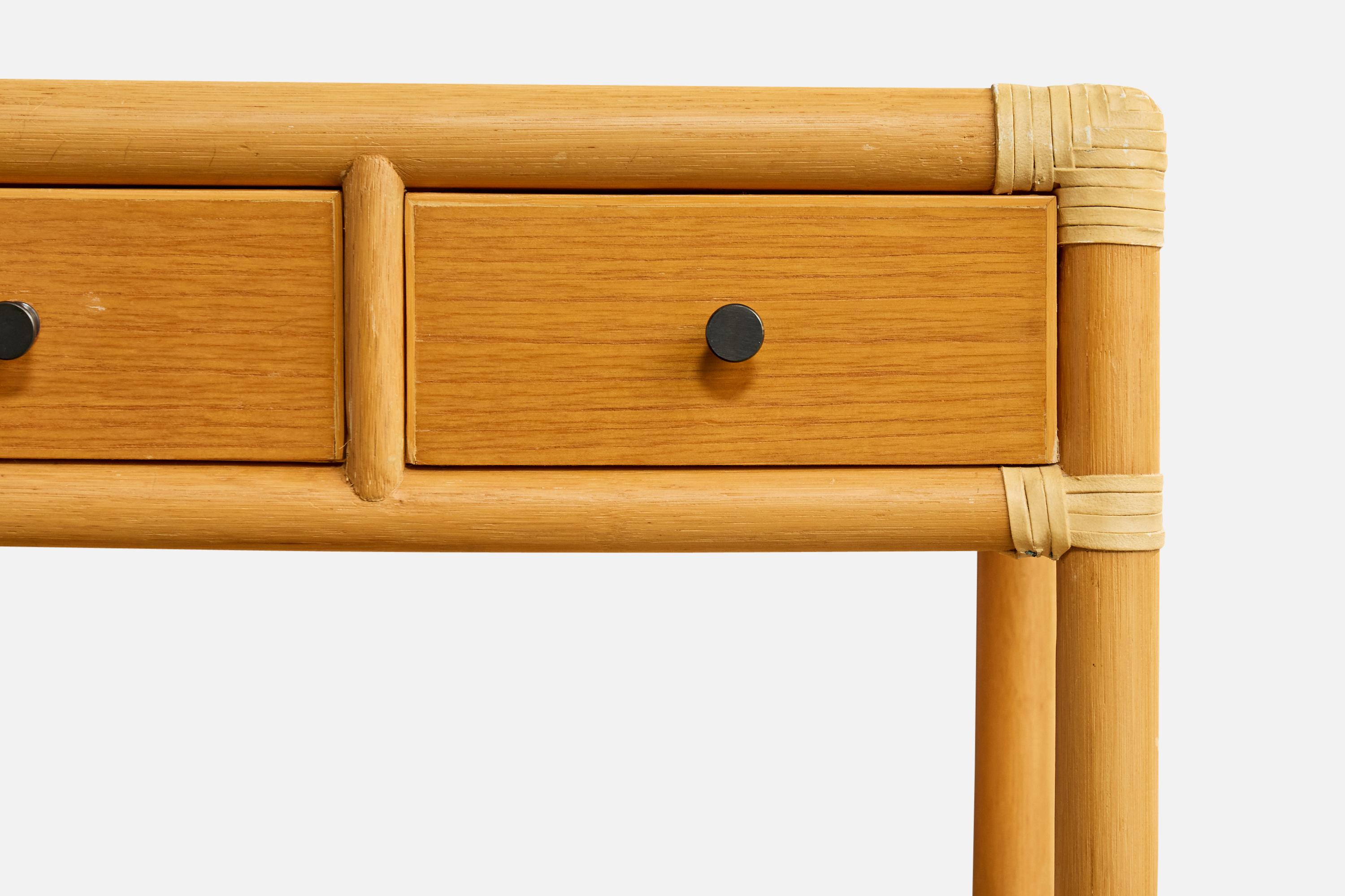 Ottone Kenneth Bergenblad, Comodini, bambù, legno, rattan, ottone, Svezia, 1976 in vendita