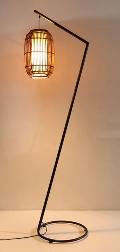 Kenneth Cobonpue Kai Z Stehlampe