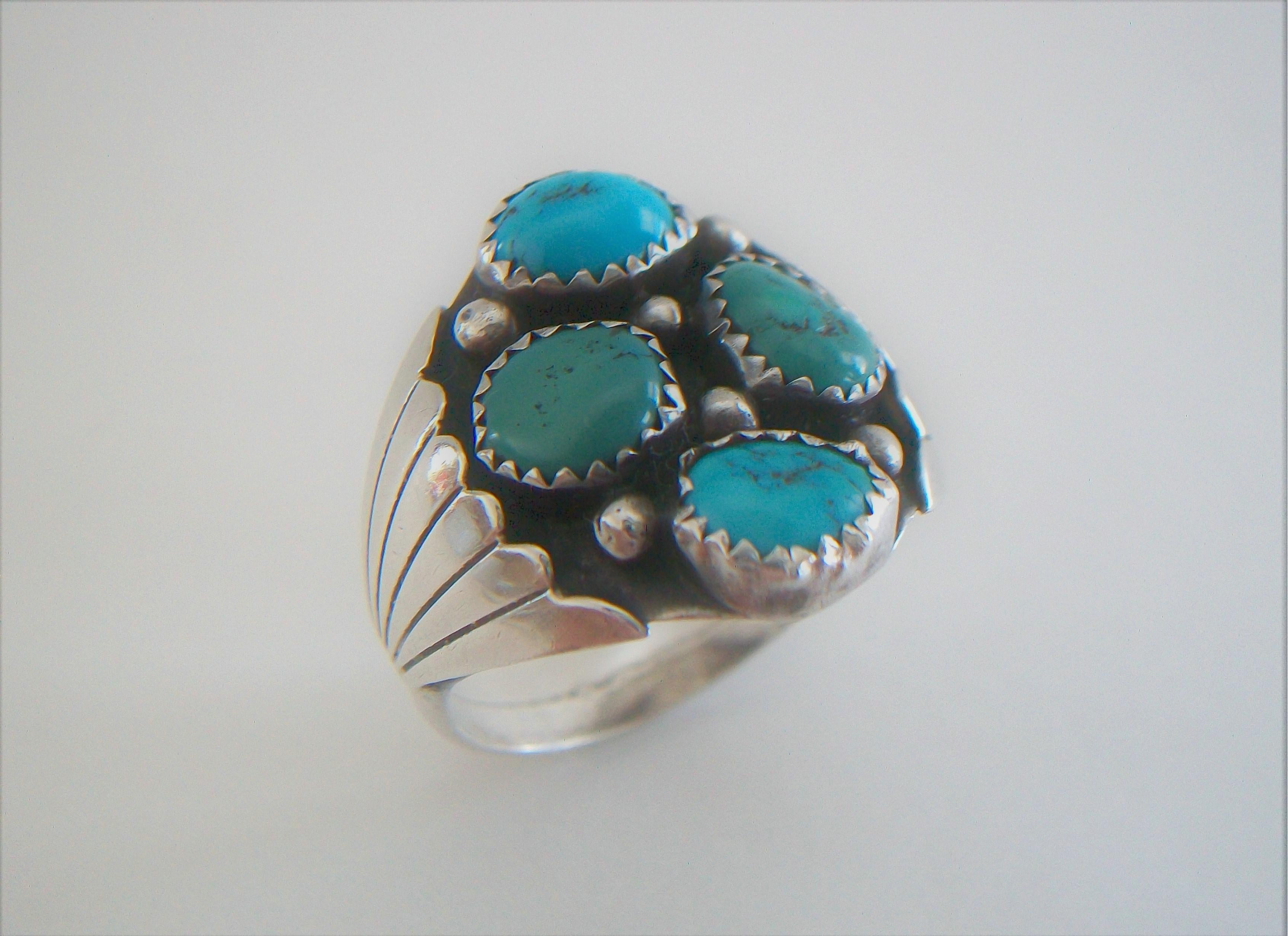 Cabochon KENNETH ETSITTY - Anello in turchese Navajo e argento - Stati Uniti - Anni '70 circa in vendita