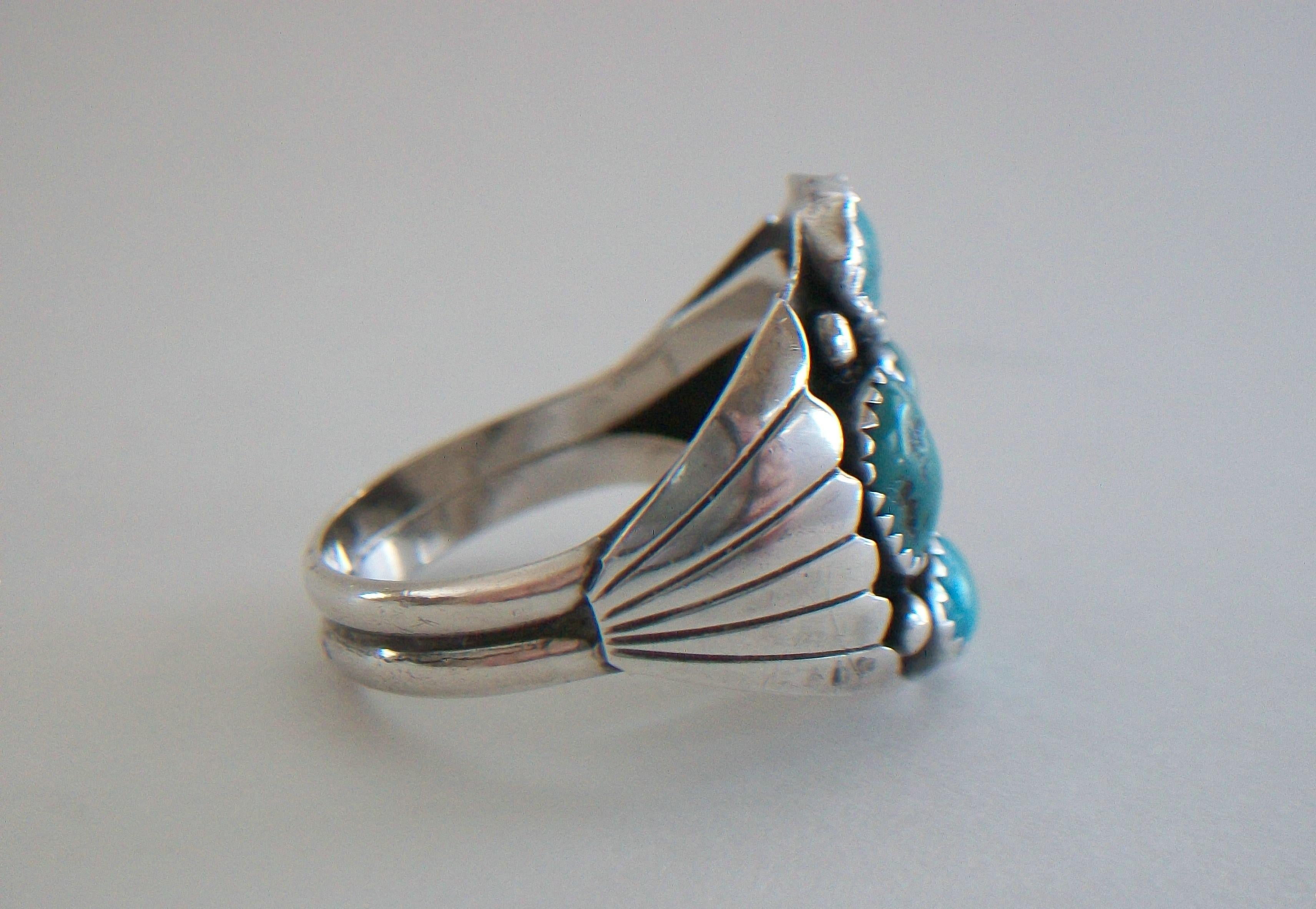 KENNETH ETSITTY - Anello in turchese Navajo e argento - Stati Uniti - Anni '70 circa in vendita 3