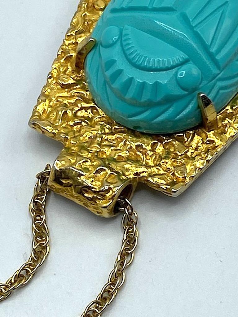 Kenneth Jay Lane 1970 / 1980s Egyptian Revival Turquoise Scarab Pendant Necklace In Good Condition In New York, NY