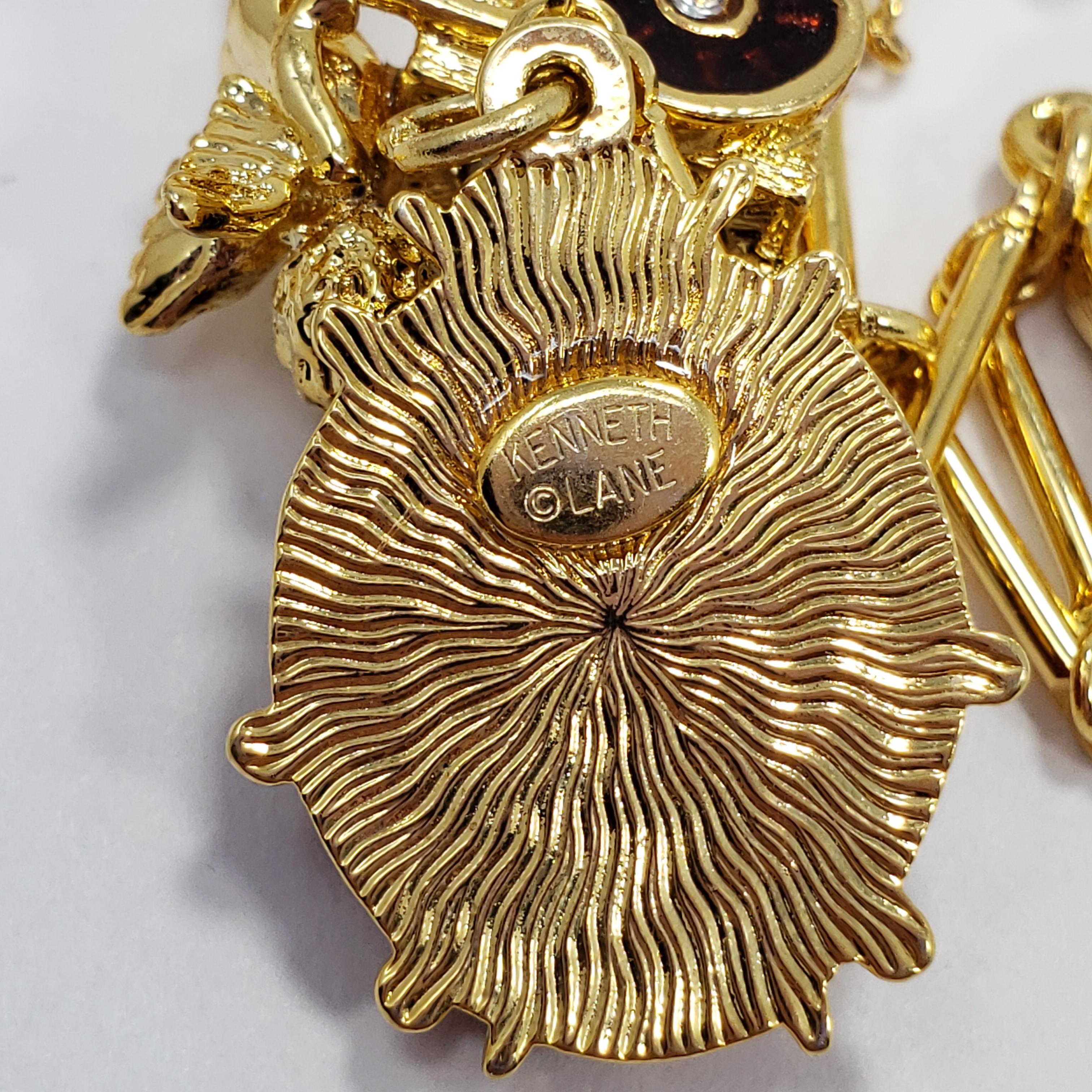 Kenneth Jay Lane Bar Link Charm Halskette in Gold, mit Ladybug, Auto, Engel im Zustand „Neu“ im Angebot in Milford, DE