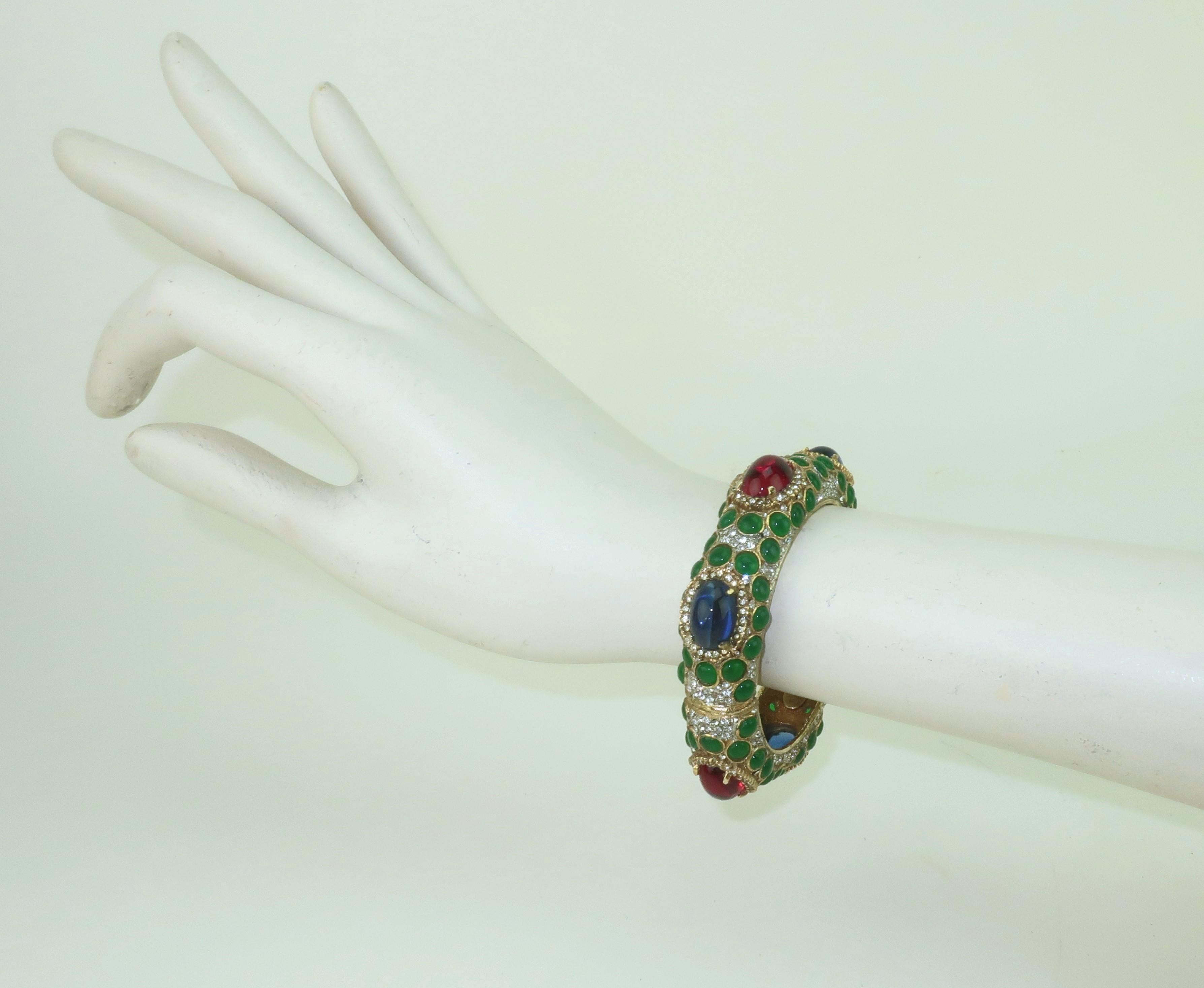 Bracciale con cabochon ingioiellato di Kenneth Jay Lane, 1960's in vendita 7