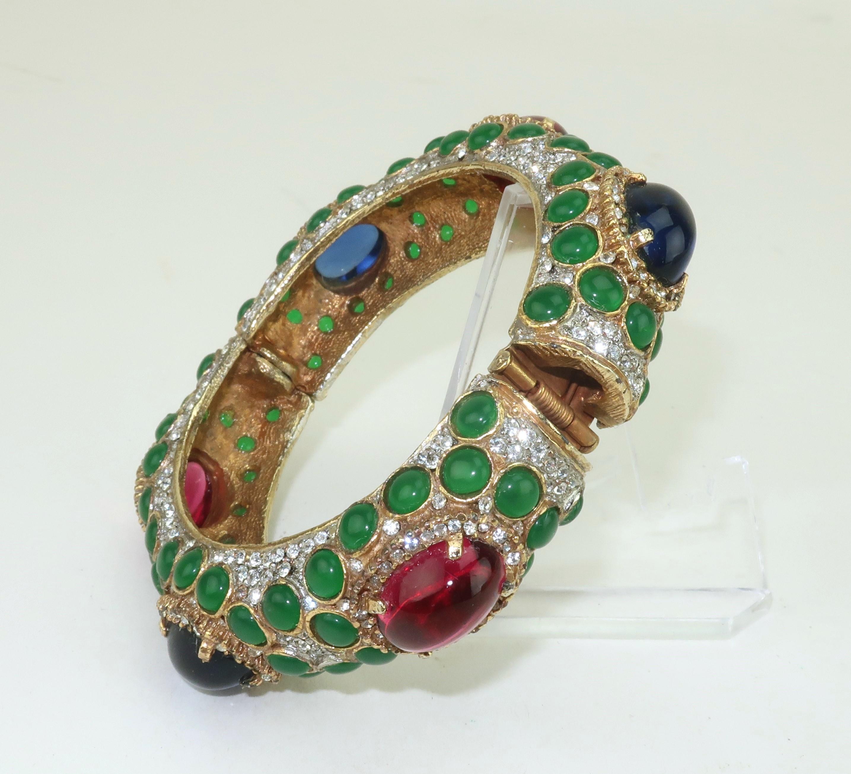 Bracciale con cabochon ingioiellato di Kenneth Jay Lane, 1960's in vendita 4
