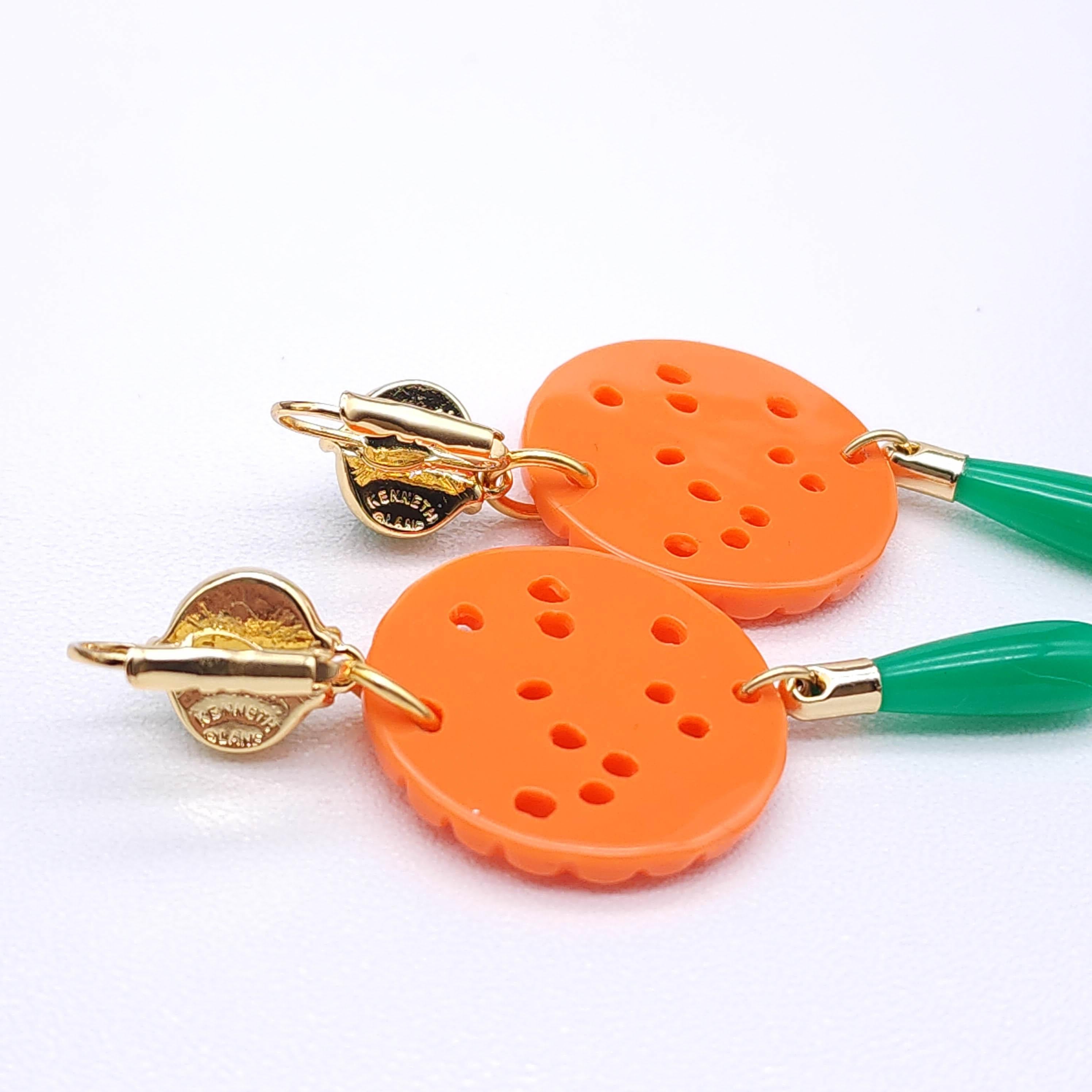 Kenneth Jay Lane Coral Jade Drop Wire Earrings in Gold, Orange & Green, Couture In New Condition For Sale In Milford, DE