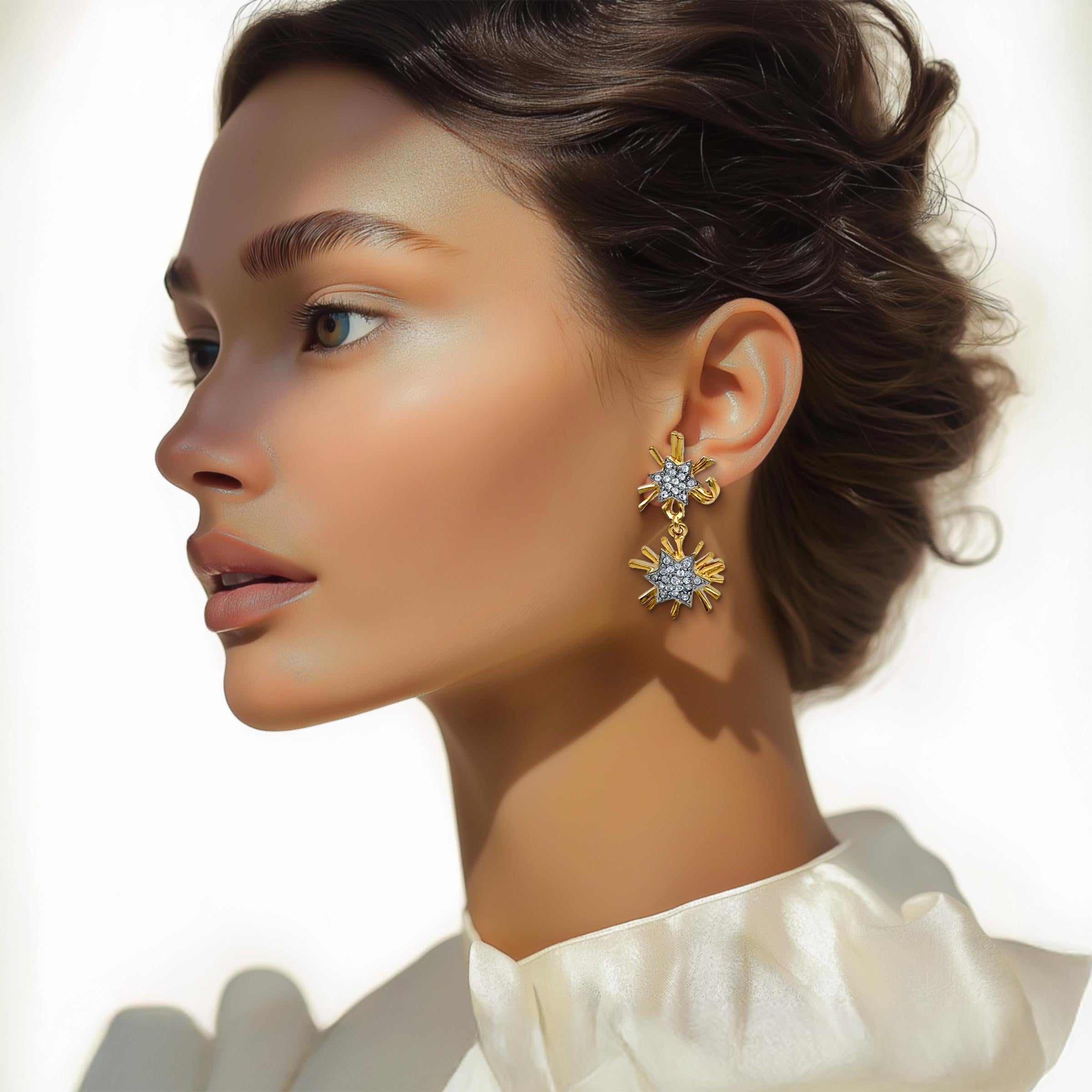 Kenneth Jay Lane Designer Orecchini a goccia in oro con cristalli Swarovski in vendita 2
