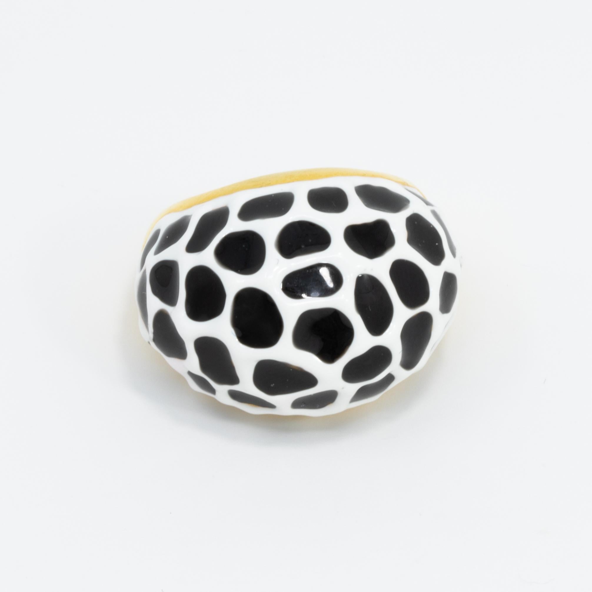 Modern Kenneth Jay Lane Gold Black and White Enamel Dome Cocktail Ring, Contemporary