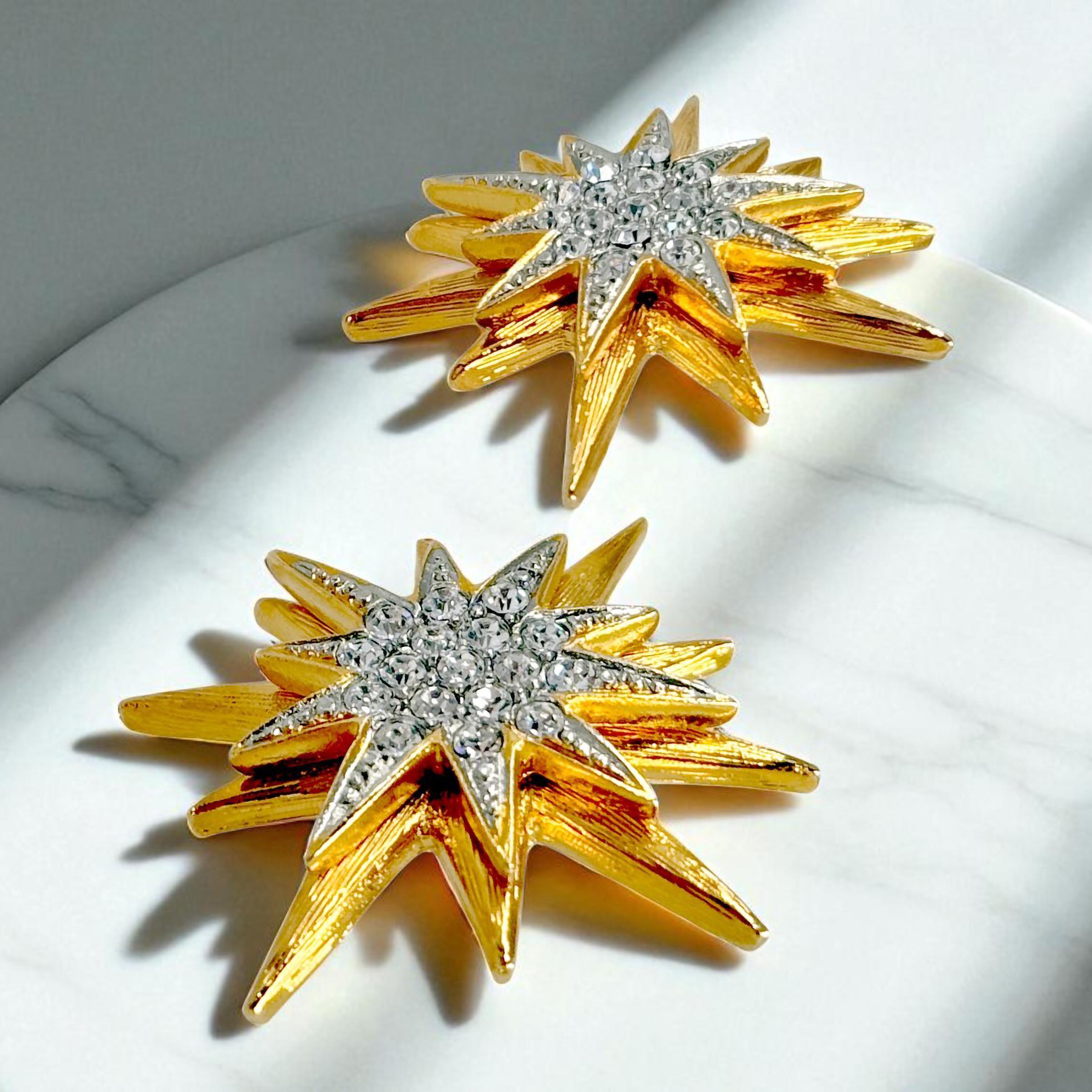 Kenneth Jay Lane Pendientes de cristal dorado Starburst Post Declaración de cristal austriaco en venta 2