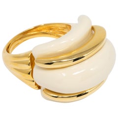 Kenneth Jay Lane Gold Double Ribbed Pearl Domed Cocktail Statement Ring
