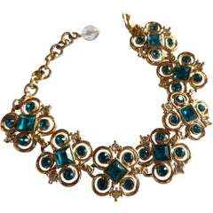 Kenneth Jay Lane Vergoldetes blaugrünes Glas- und Kristall-Gliederarmband