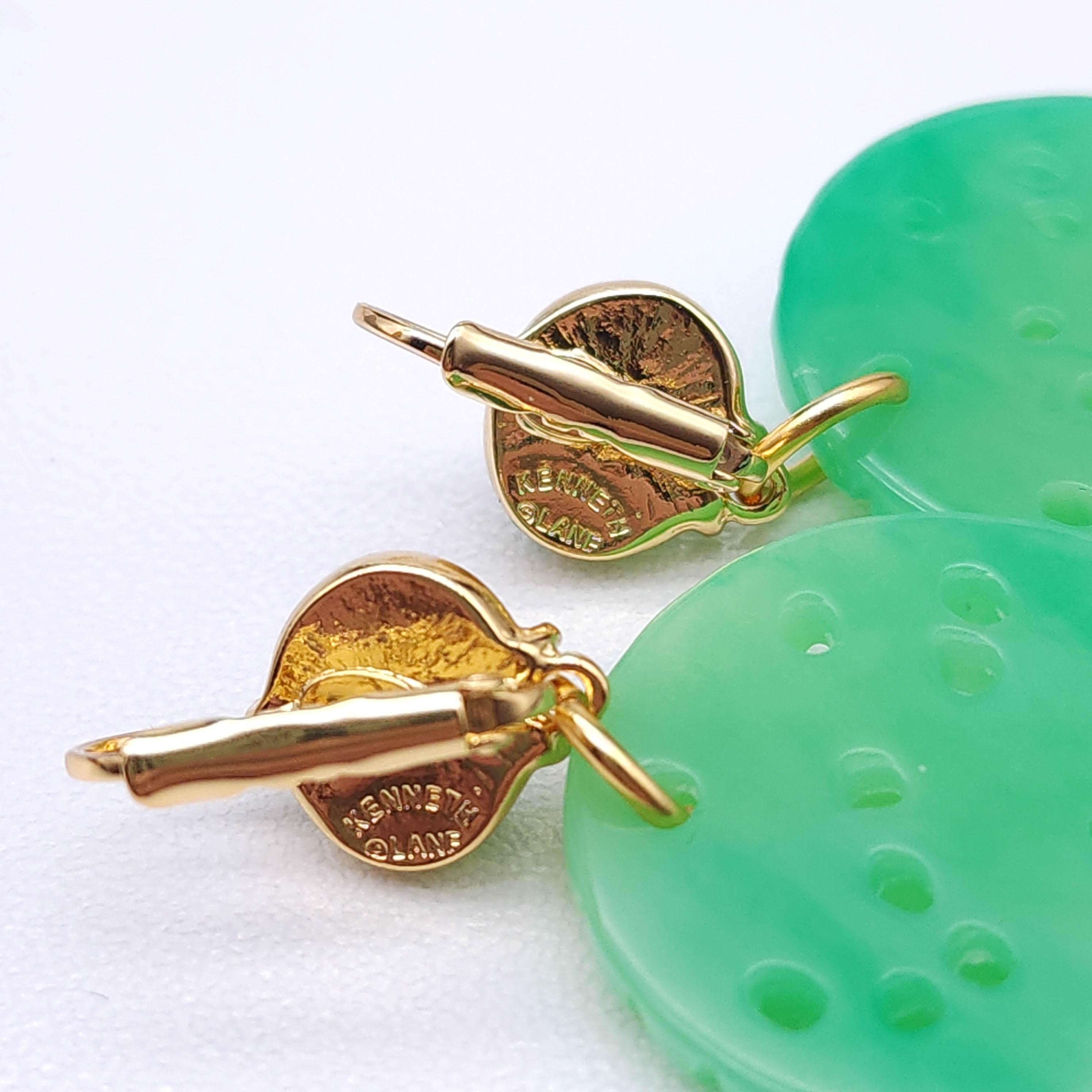 Women's or Men's Kenneth Jay Lane Jade Drop Wire Earrings in Gold, Green, Couture Collection