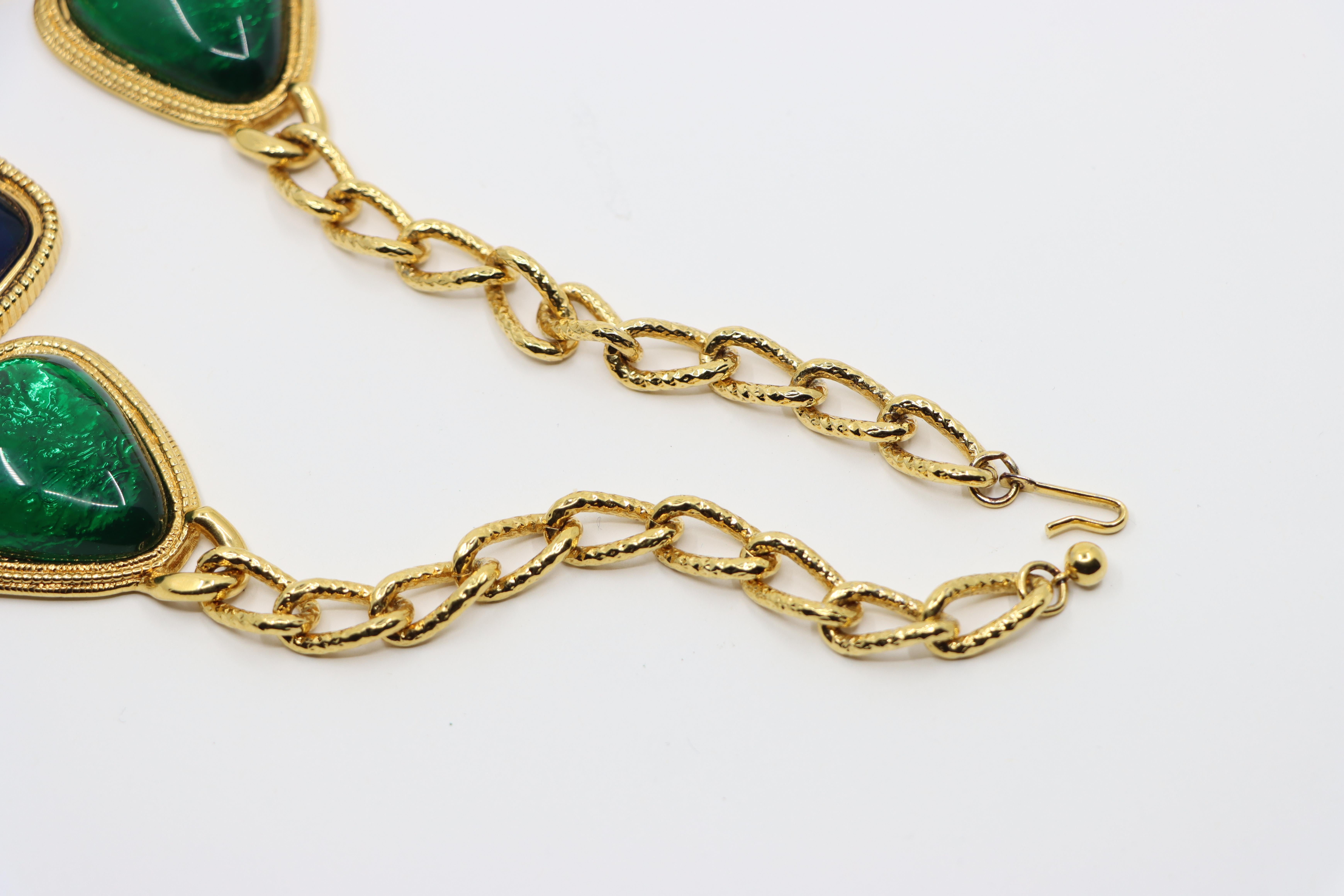 Kenneth Jay Lane KJL Collana con Cabochons Gripoix Avon in vendita 10