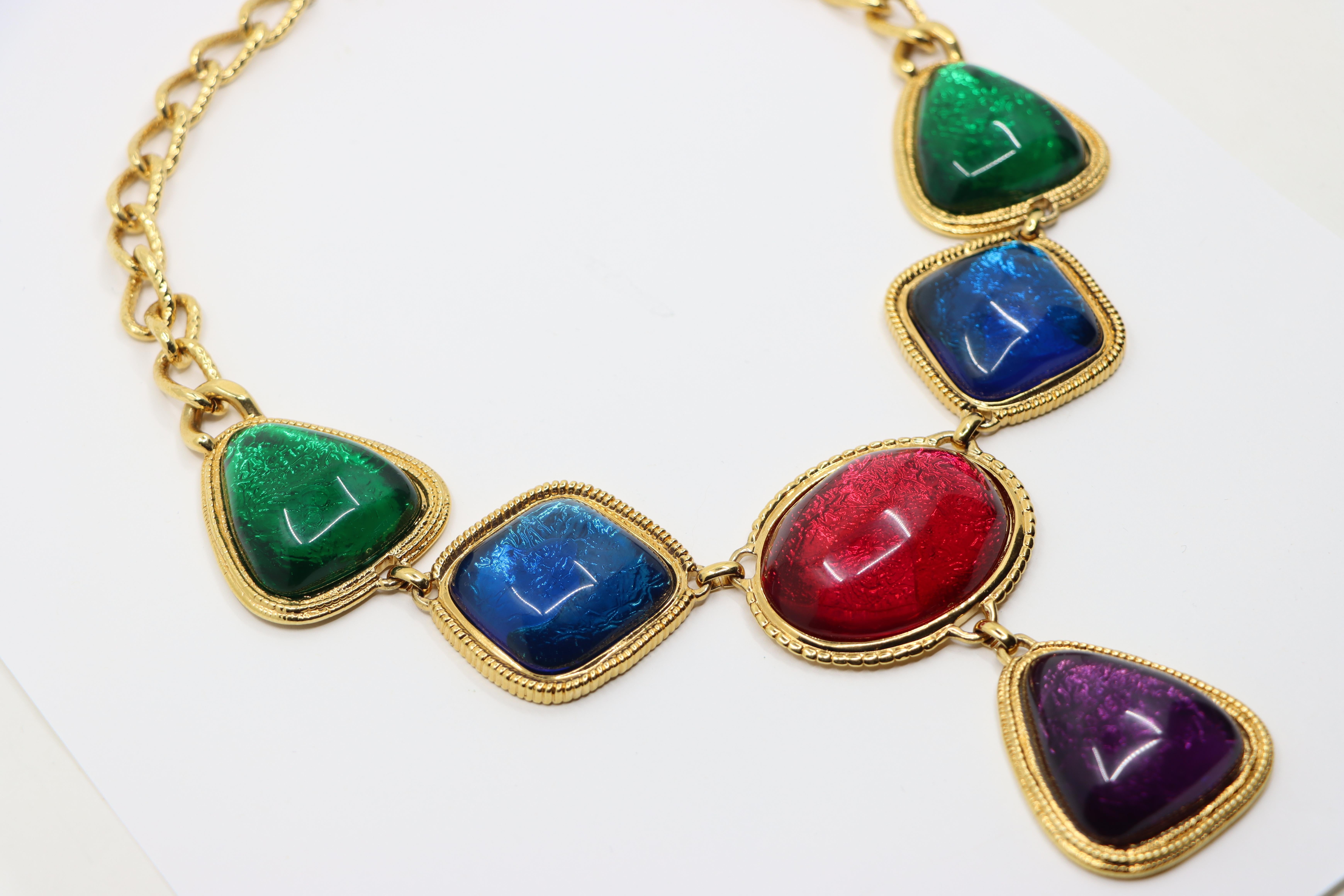 Kenneth Jay Lane KJL Collana con Cabochons Gripoix Avon in vendita 2