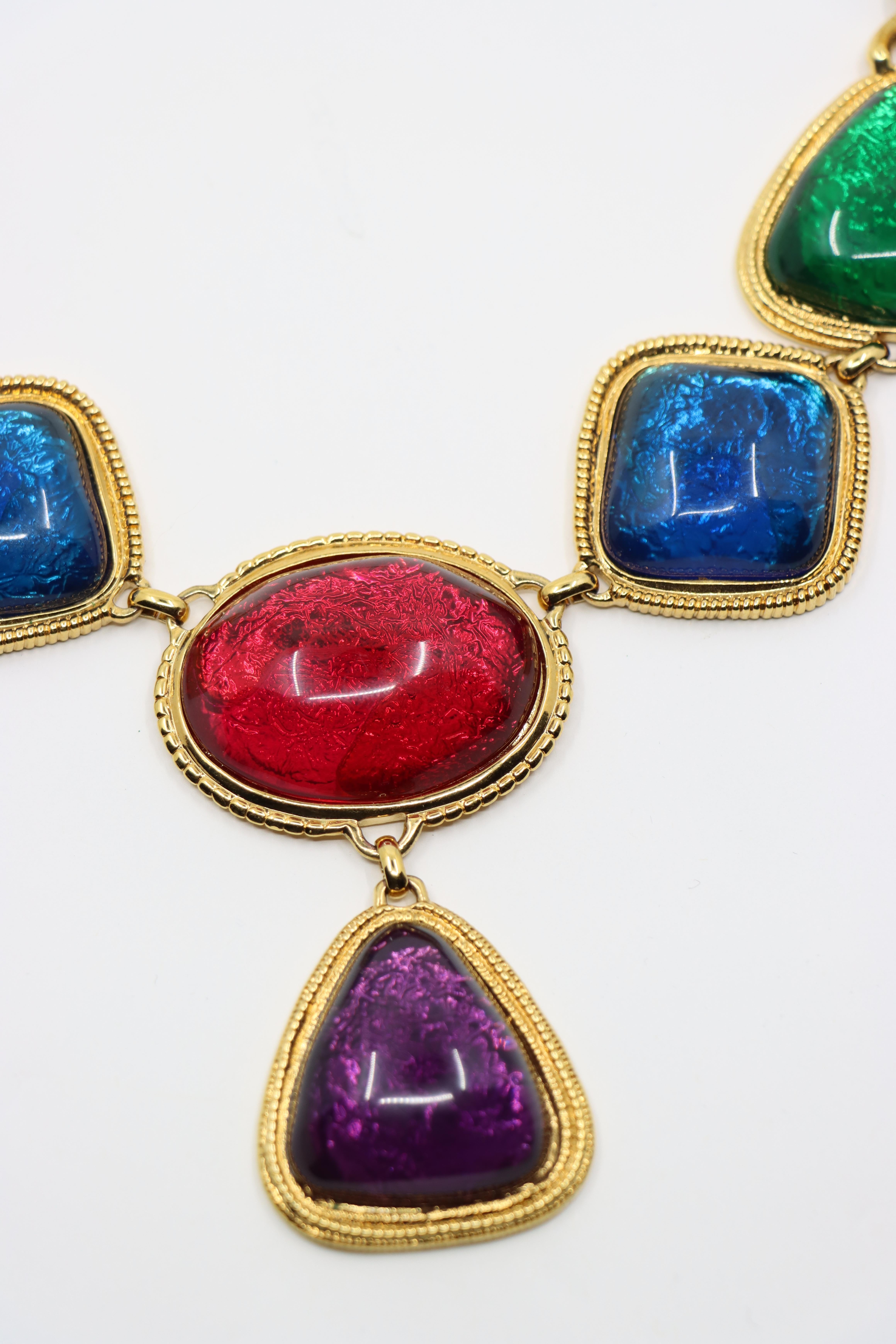 Kenneth Jay Lane KJL Collana con Cabochons Gripoix Avon in vendita 3