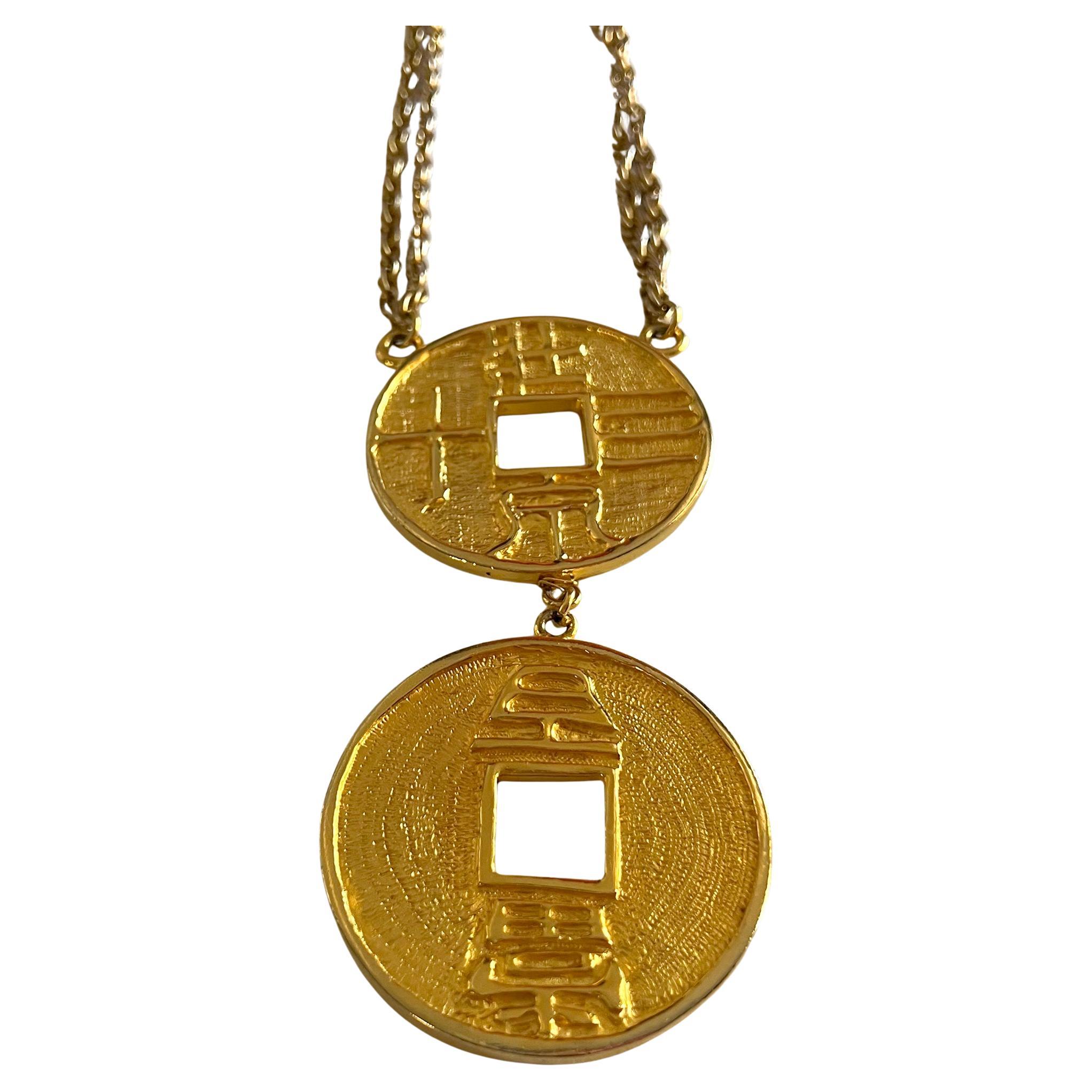 Artisan Kenneth Jay Lane KJL Chinese Modern Faux Double Coin Disc Necklace 1970s For Sale