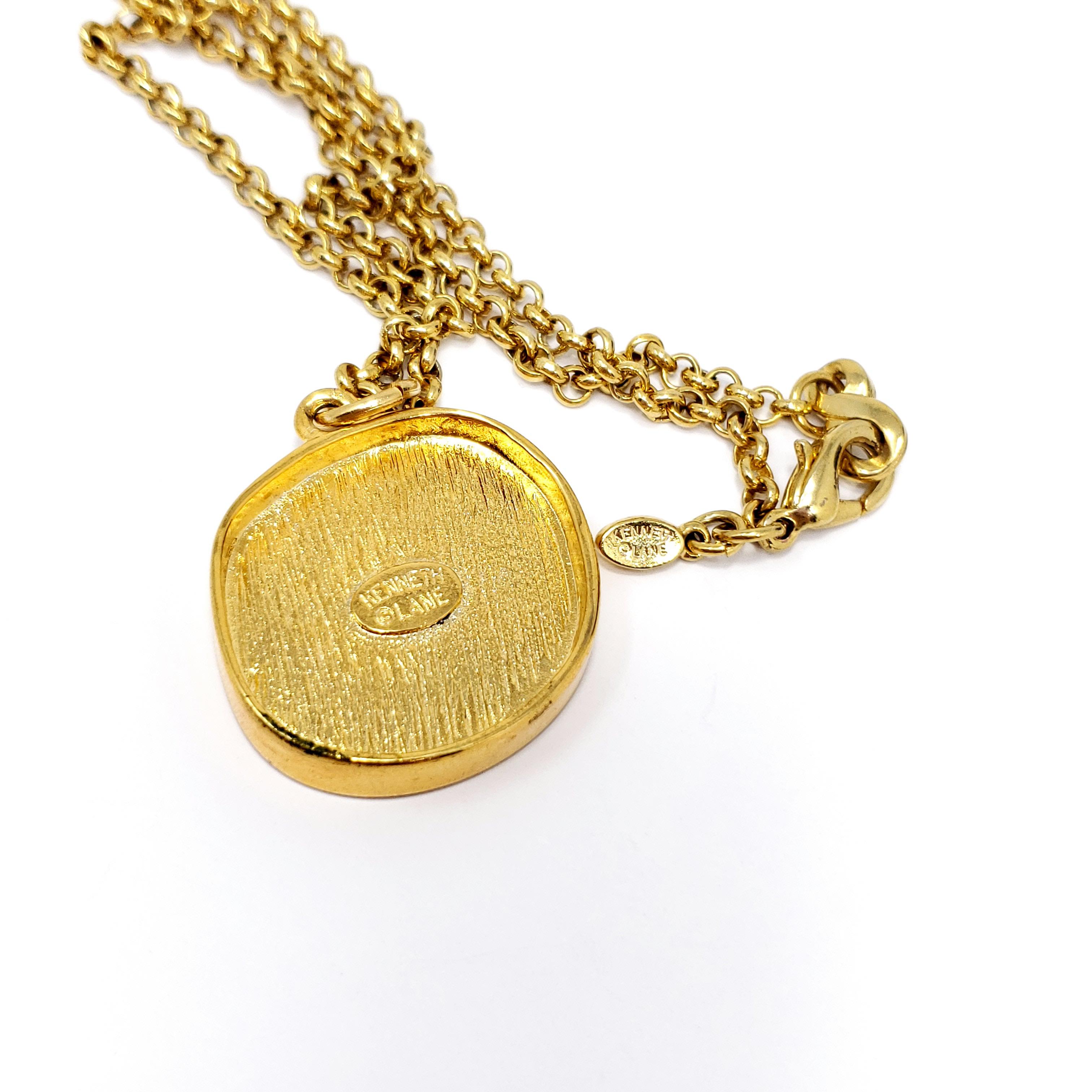 Kenneth Jay Lane KJL Coral Gold Bezel Pendant Gold Link Chain Necklace In New Condition For Sale In Milford, DE