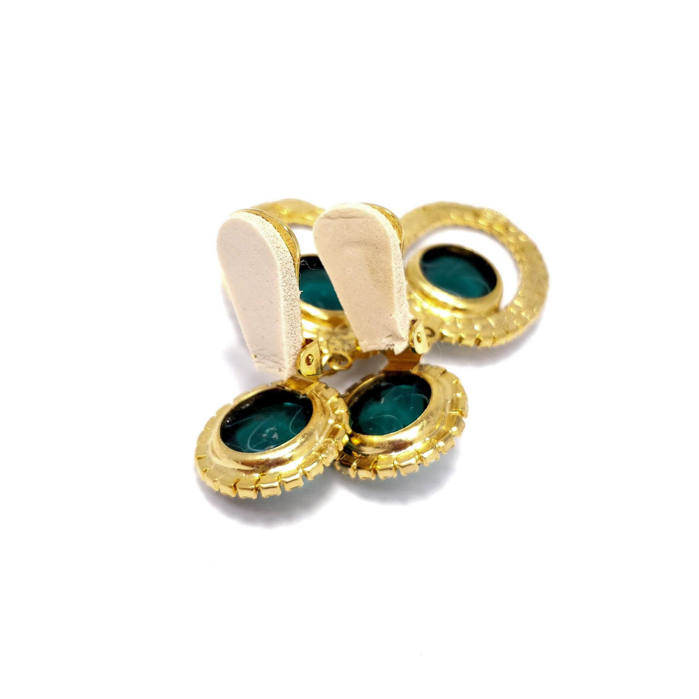 Kenneth Jay Lane KJL Emerald Cabochon Clear Crystal Dangling Clip On Earrings 1