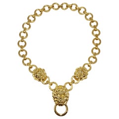 Kenneth Jay Lane KJL Lion Doorknocker Pendant Chain Link Necklace in Gold