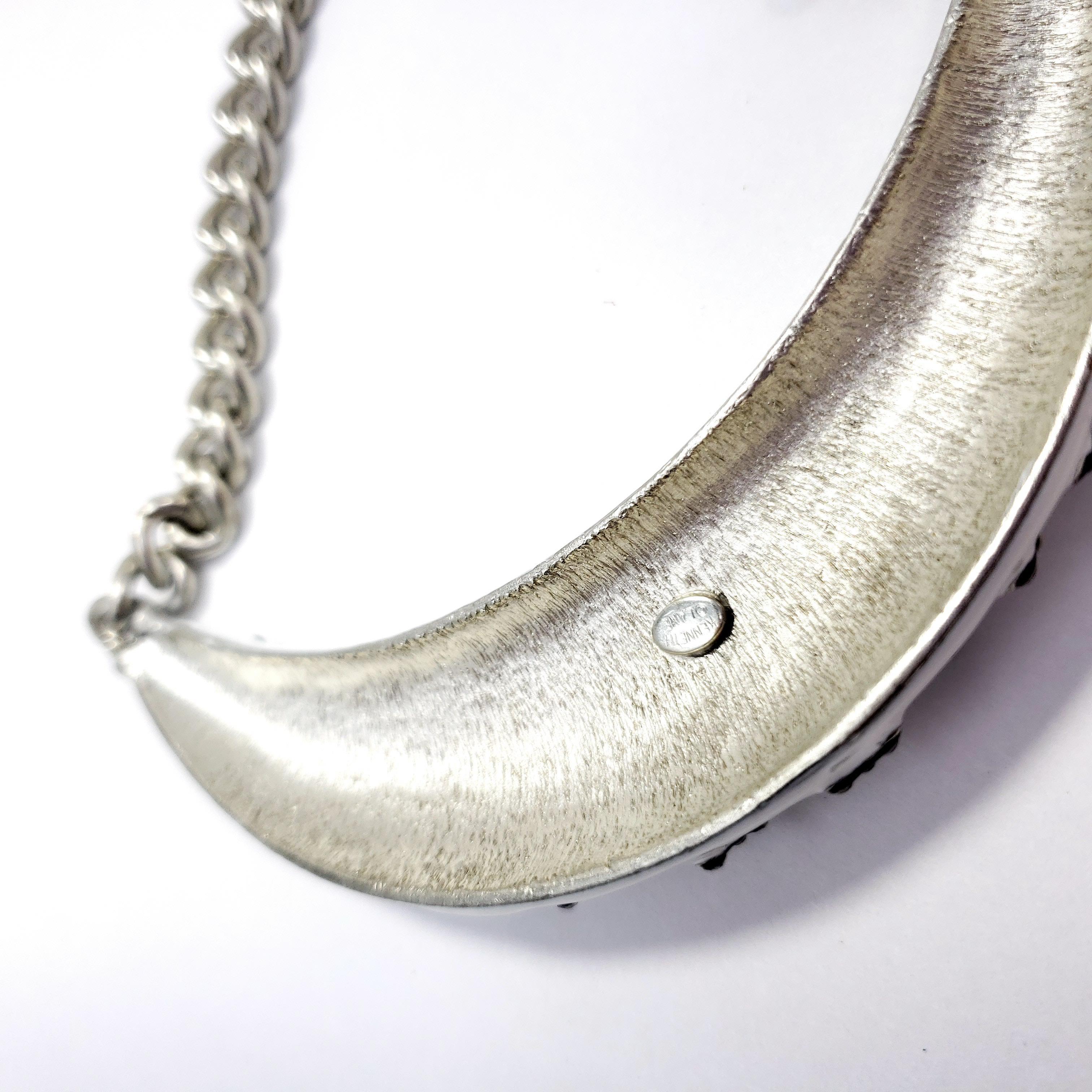 Kenneth Jay Lane KJL Halskette in Silber mit weißer und schwarzer Emaille und Kristall im Angebot 1