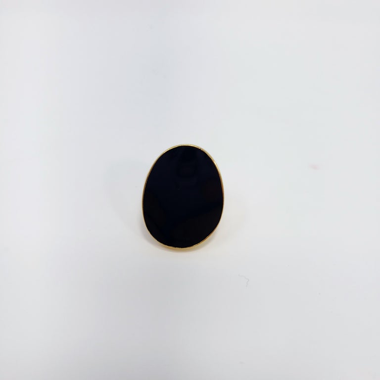 Modern Kenneth Jay Lane Midnight Black Flat Enamel Oval Cocktail Ring in Gold, KJL For Sale