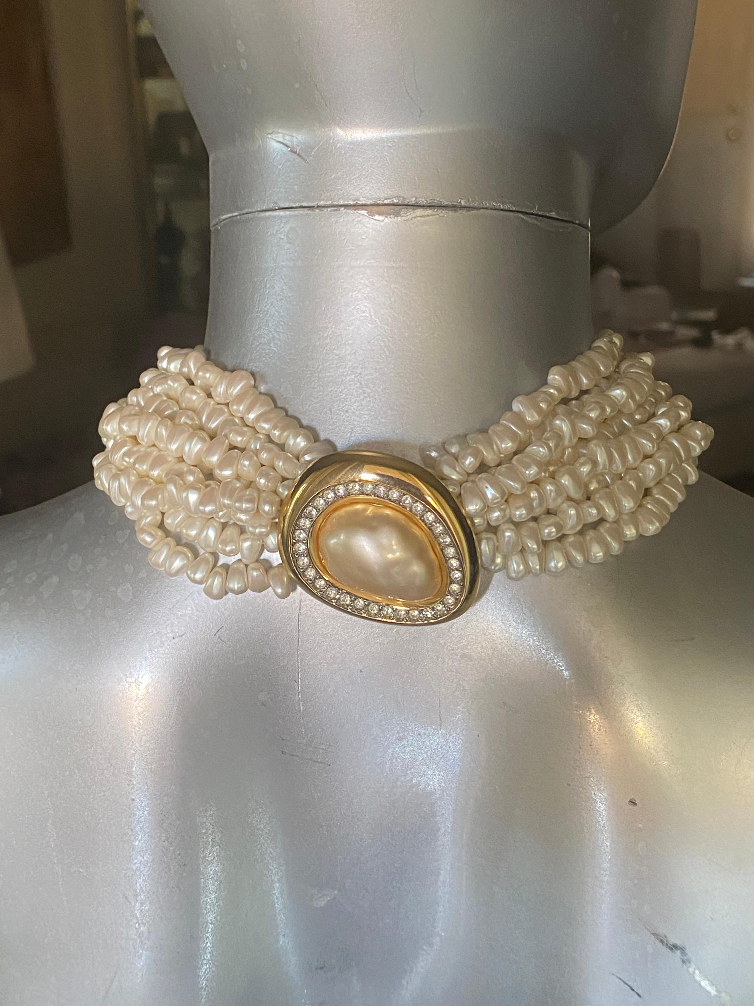 Kenneth Jay Lane Pearl Necklace with Large Pearl and Rhinestone Embellishment For Sale 1