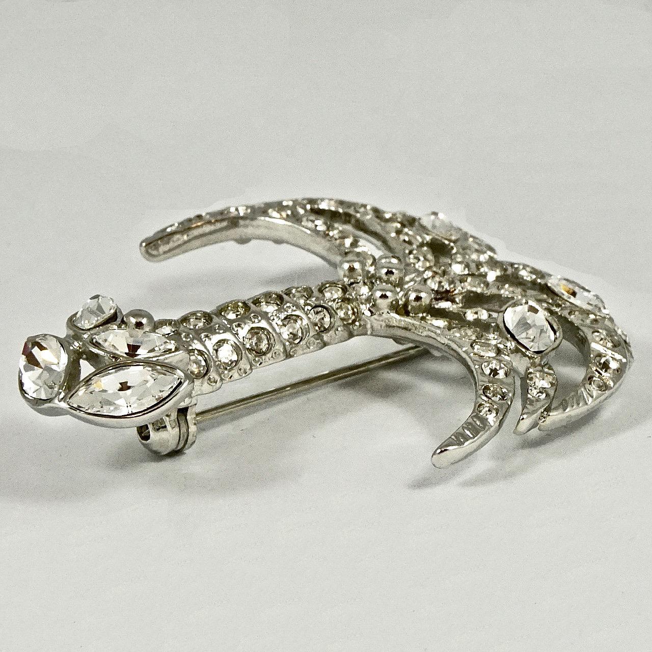 Women's or Men's Kenneth Jay Lane Silver Plated Rhinestone Palm Tree Brooch circa 1980s For Sale