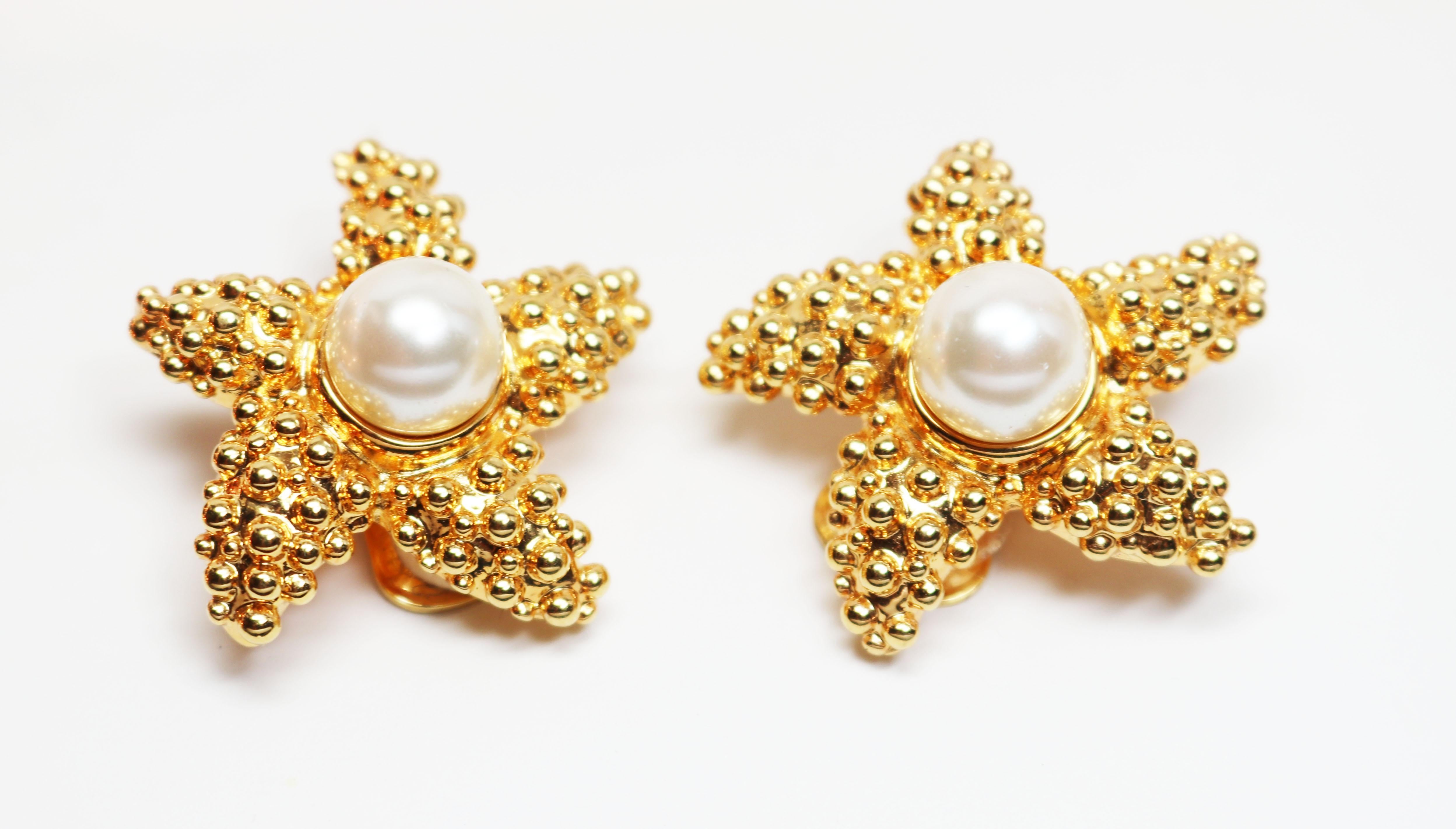 Women's or Men's Kenneth Jay Lane Starfish Earrings For Sale
