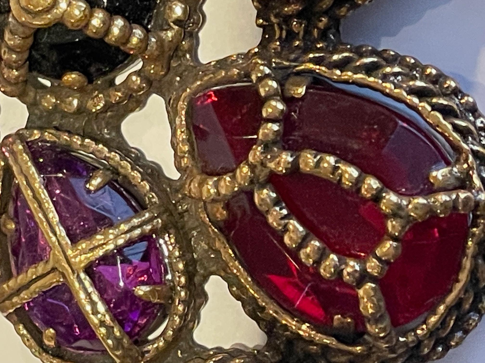 Ensemble collier et boucles d'oreilles KENNETH JAY LANE Vintage Statement Royal Cross Cabochons en vente 6