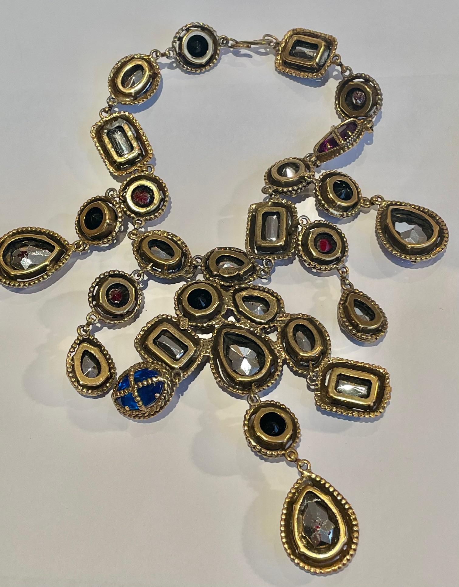 Ensemble collier et boucles d'oreilles KENNETH JAY LANE Vintage Statement Royal Cross Cabochons en vente 9