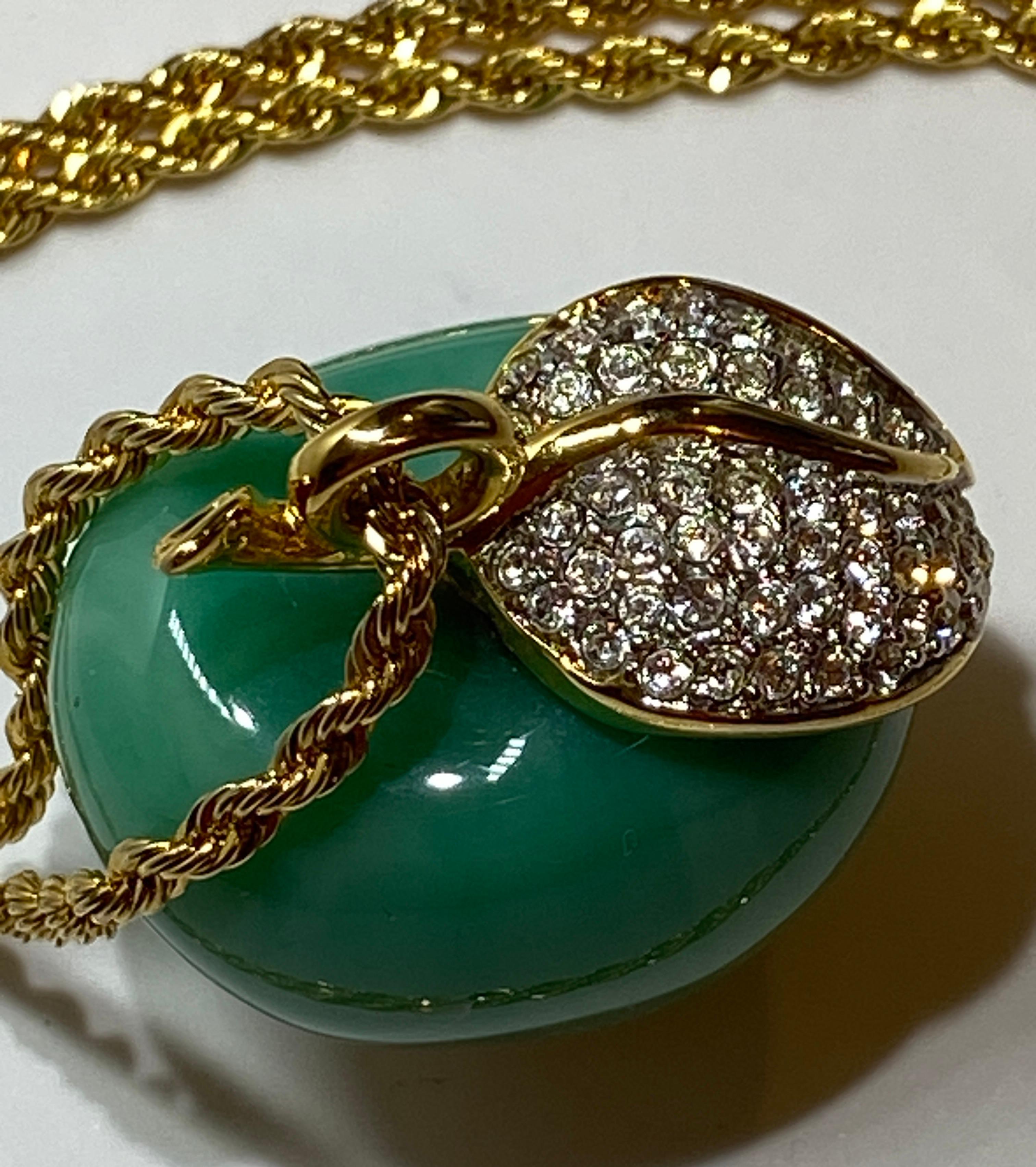 Kenneth Jay Lane Whimsical Rhinestone Jade-Green Lucite Apple Pendant & Necklace In Good Condition For Sale In New York, NY