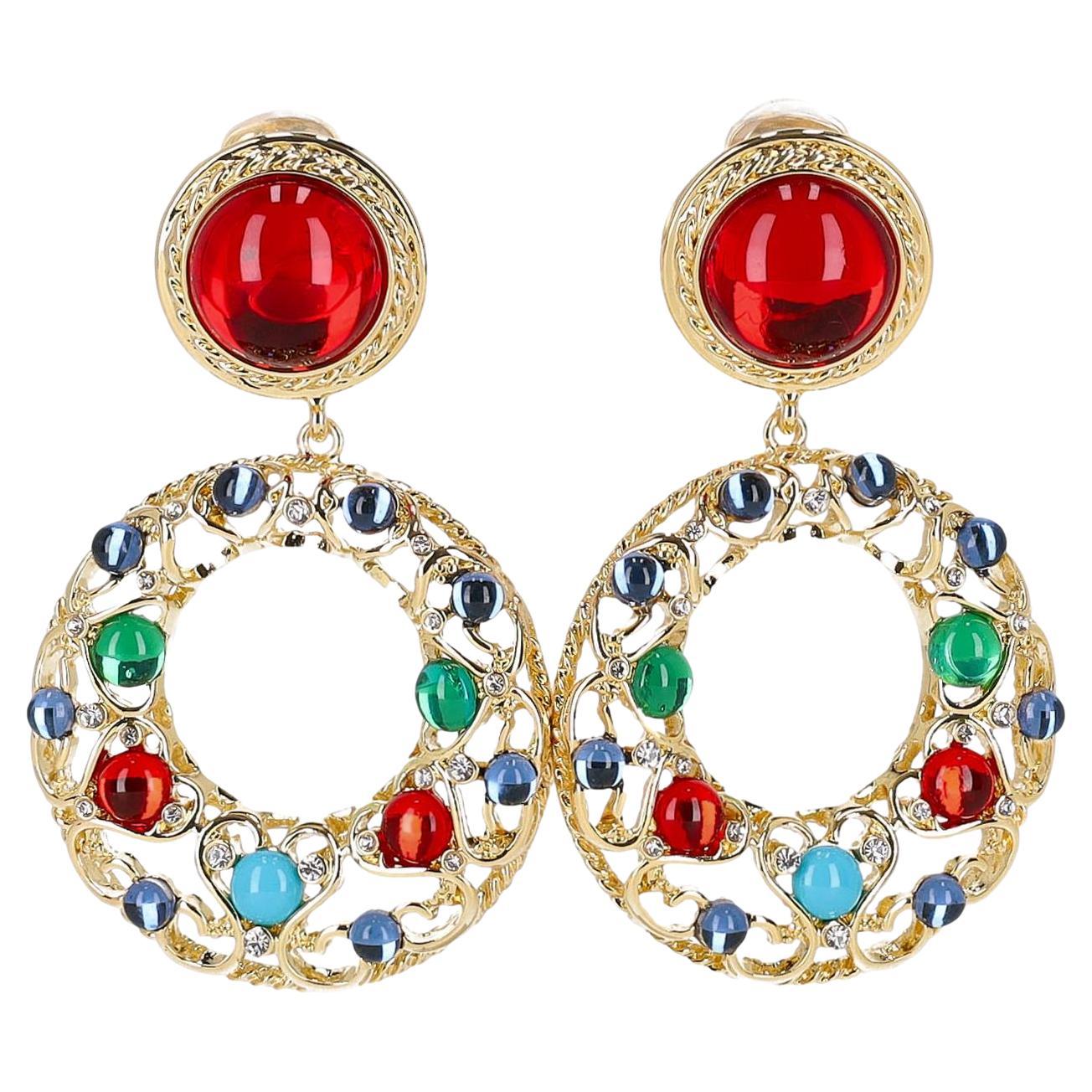 Kenneth Lane Boucles d
oreilles à pince en cristal de verre et pierres précieuses plaquées or 22k en vente