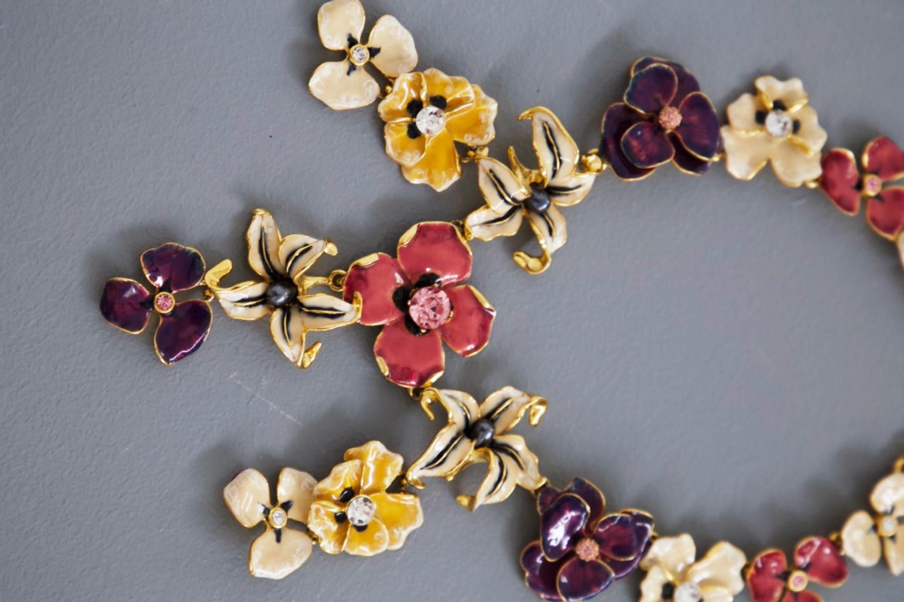 Kenneth Lane Vintage Flower Pendant Necklace For Sale 2