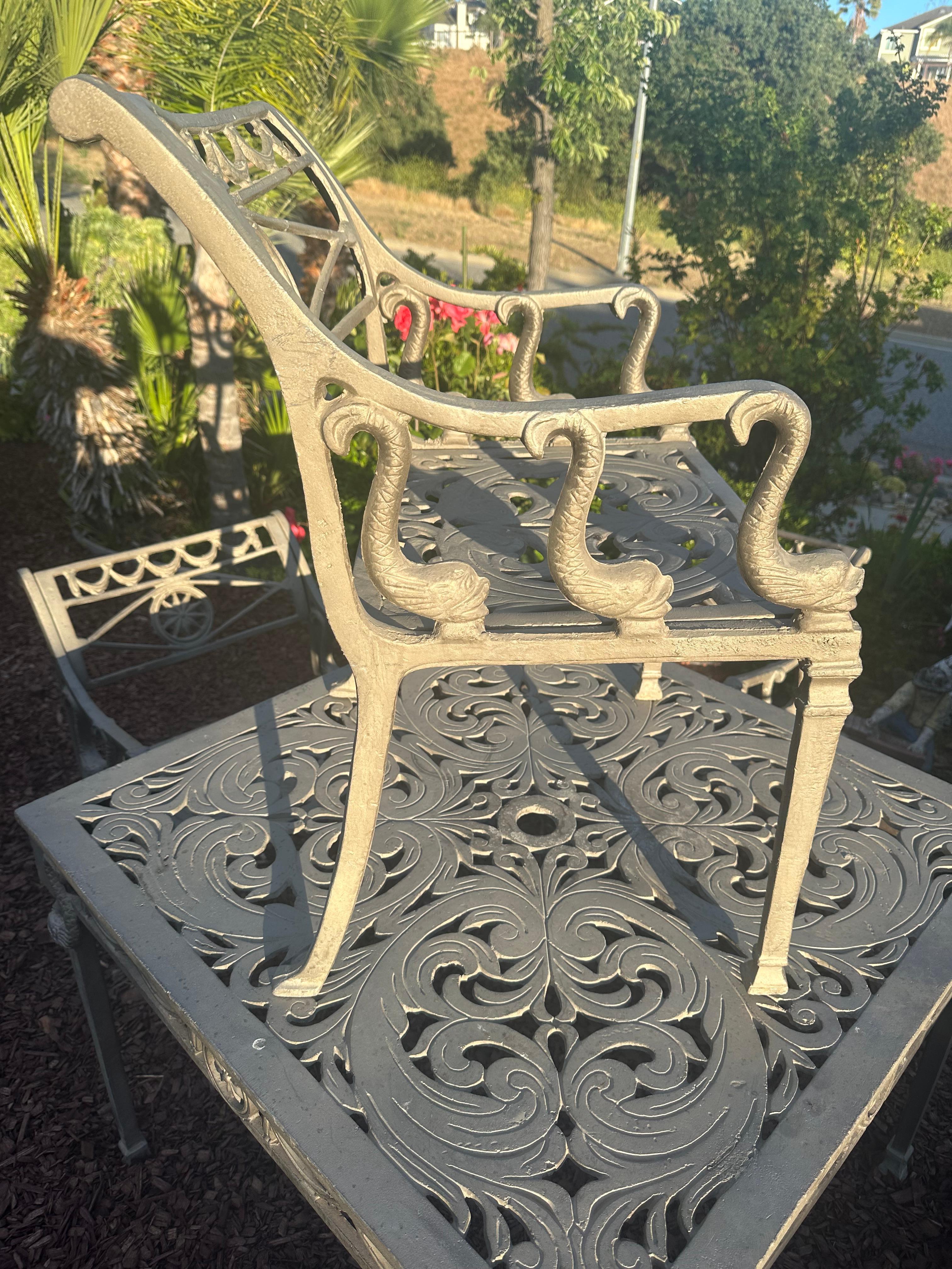 Kenneth Lynch and Sons Filigree Design Star& Dolphin patio set, Rare, circa 1950 In Good Condition For Sale In San Jose, CA