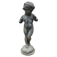 Statue d'un garçon dansant en plomb de Kenneth Lynch & Sons 