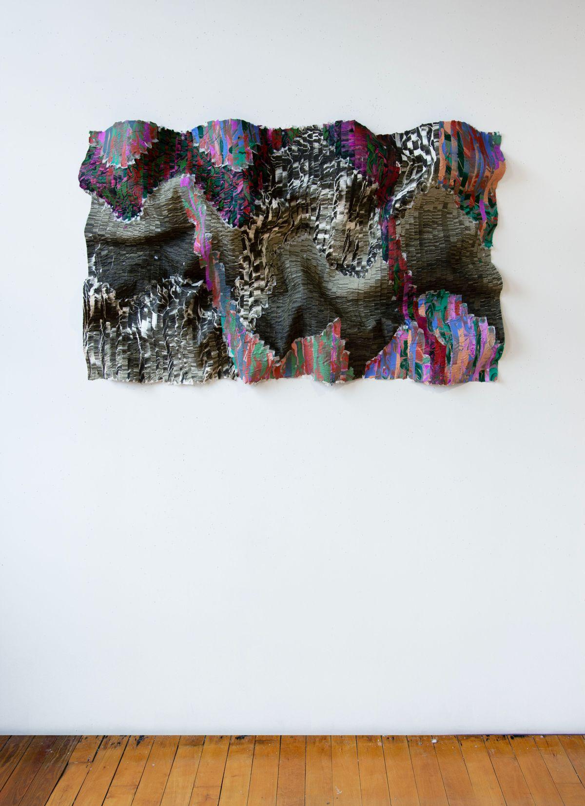 Dimensionale rosa und blaue horizontale Seidenmalerei, Contemporary Abstract Art (Abstrakt), Mixed Media Art, von Kenny Nguyen