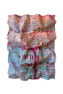 Peinture tridimensionnelle en soie bleue, violette et verte, découpée à la main et montée sur un mur.